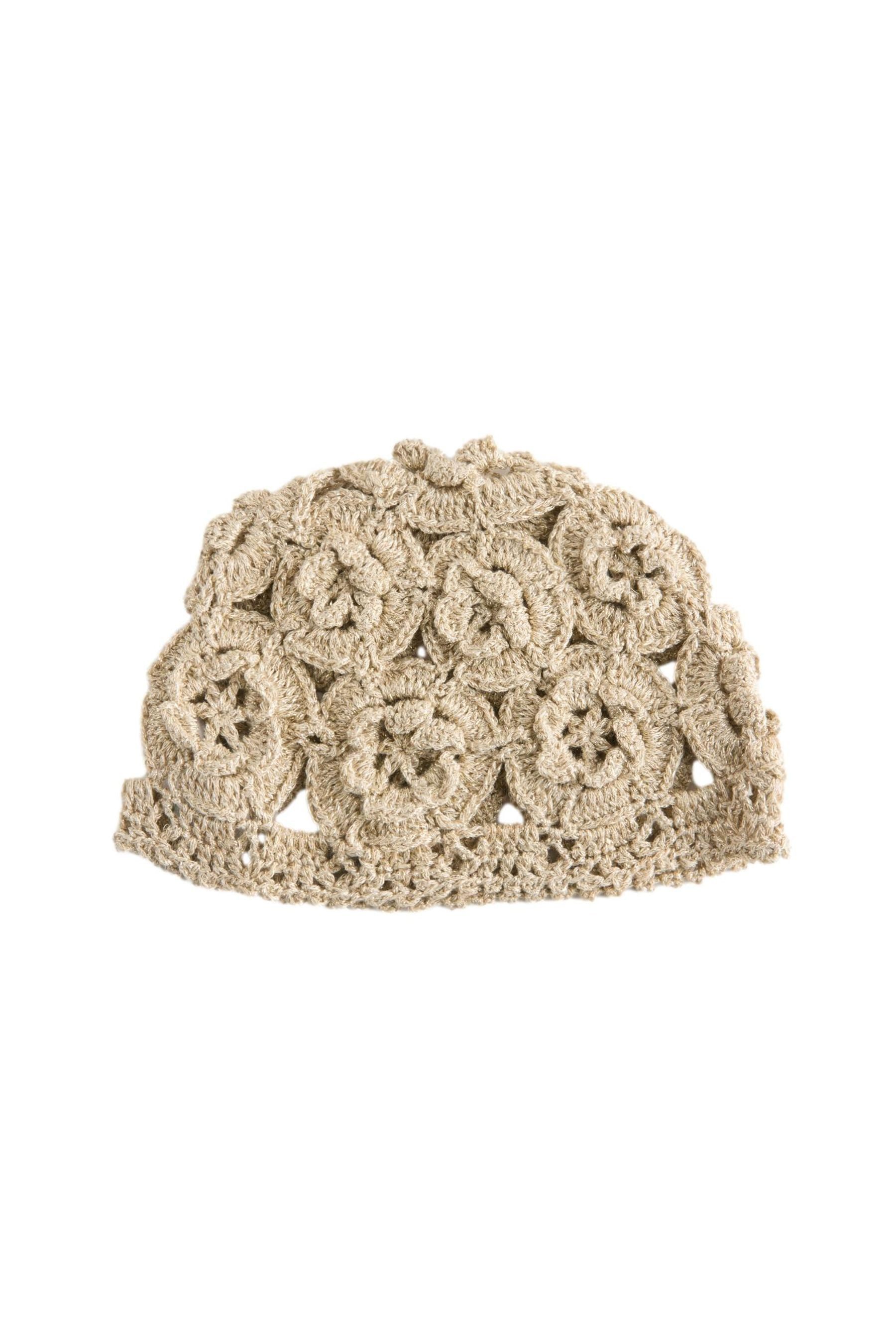 Next Strickmütze Hut mit Strick- und Häkeldetails (1-St)