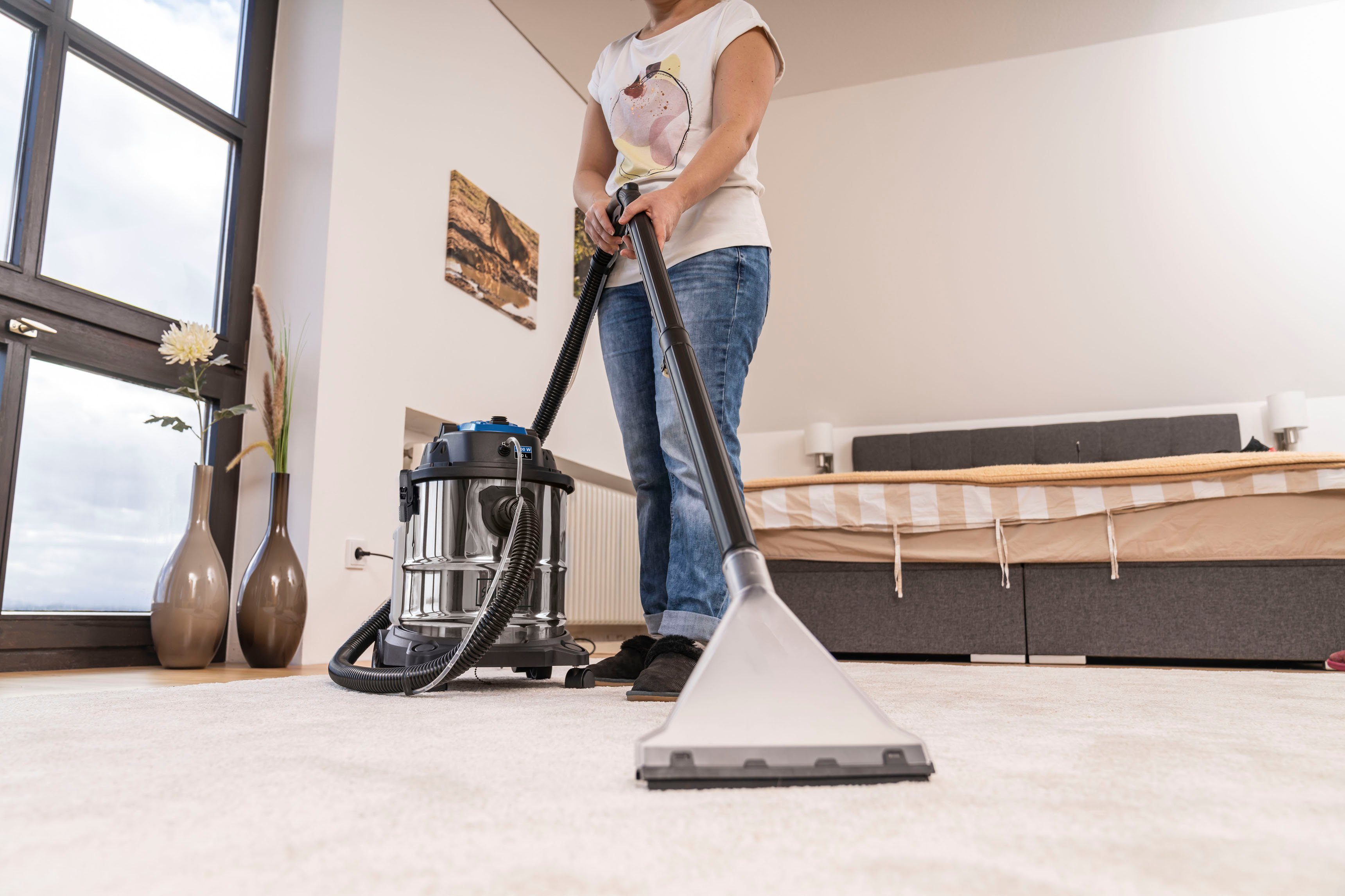 Scheppach Multi-Sauger SprayVac20, 1600 W, 2 m Sprüh- & Saugschlauch, umfangreiches Zubehör