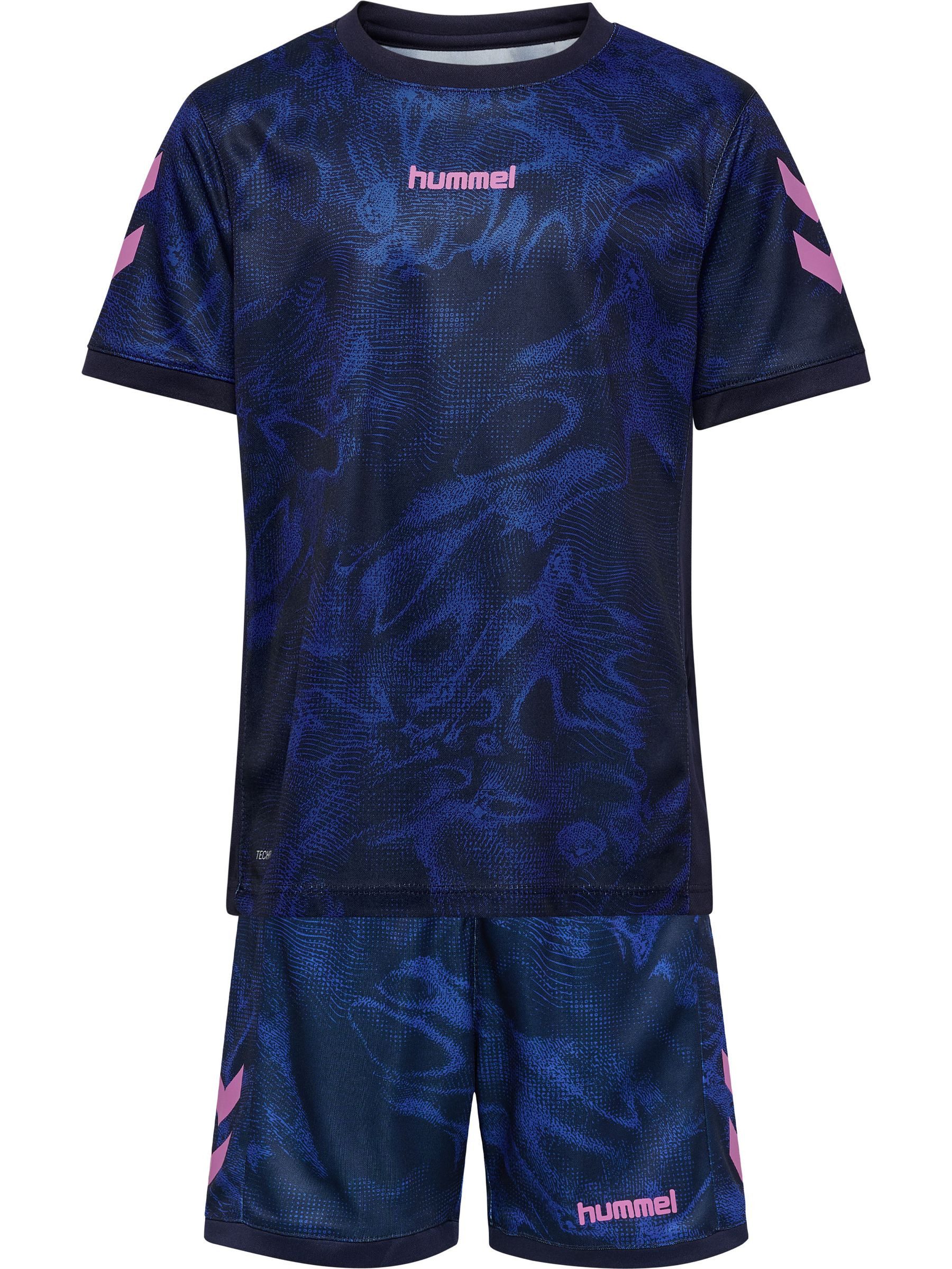 hummel Trainingsanzug Sportlicher Look Grafikprint Kurzarm für Unisex Kinder (1-tlg), Recyceltes Material, Nachhaltig, Zweiteilig, Elastischer Bund