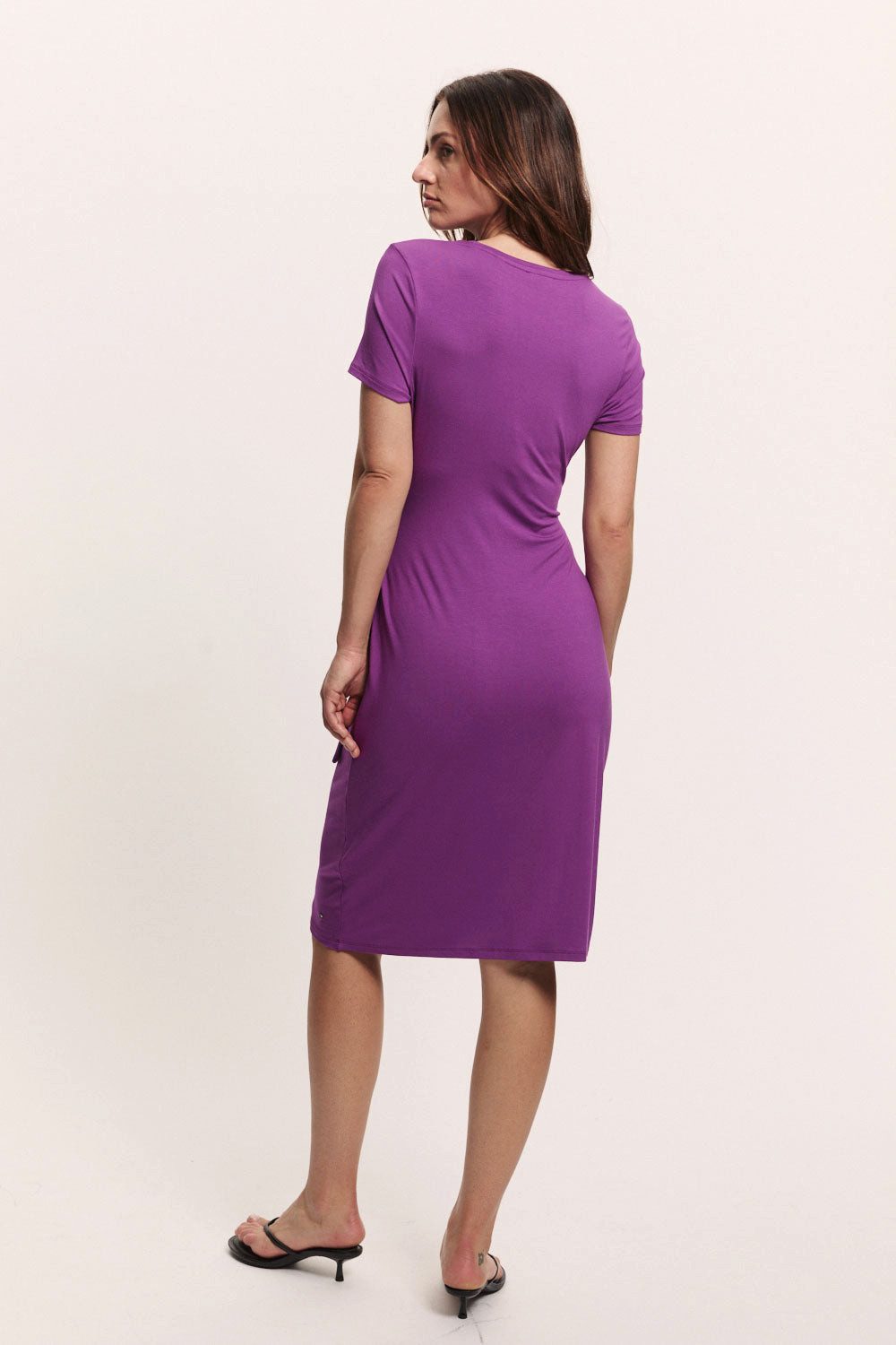 Tranquillo Sommerkleid Jerseykleid Oliviaa aus EcoVero™ Viskose Seitliche Bindebänder betonen die Taille figurschmeichelnd