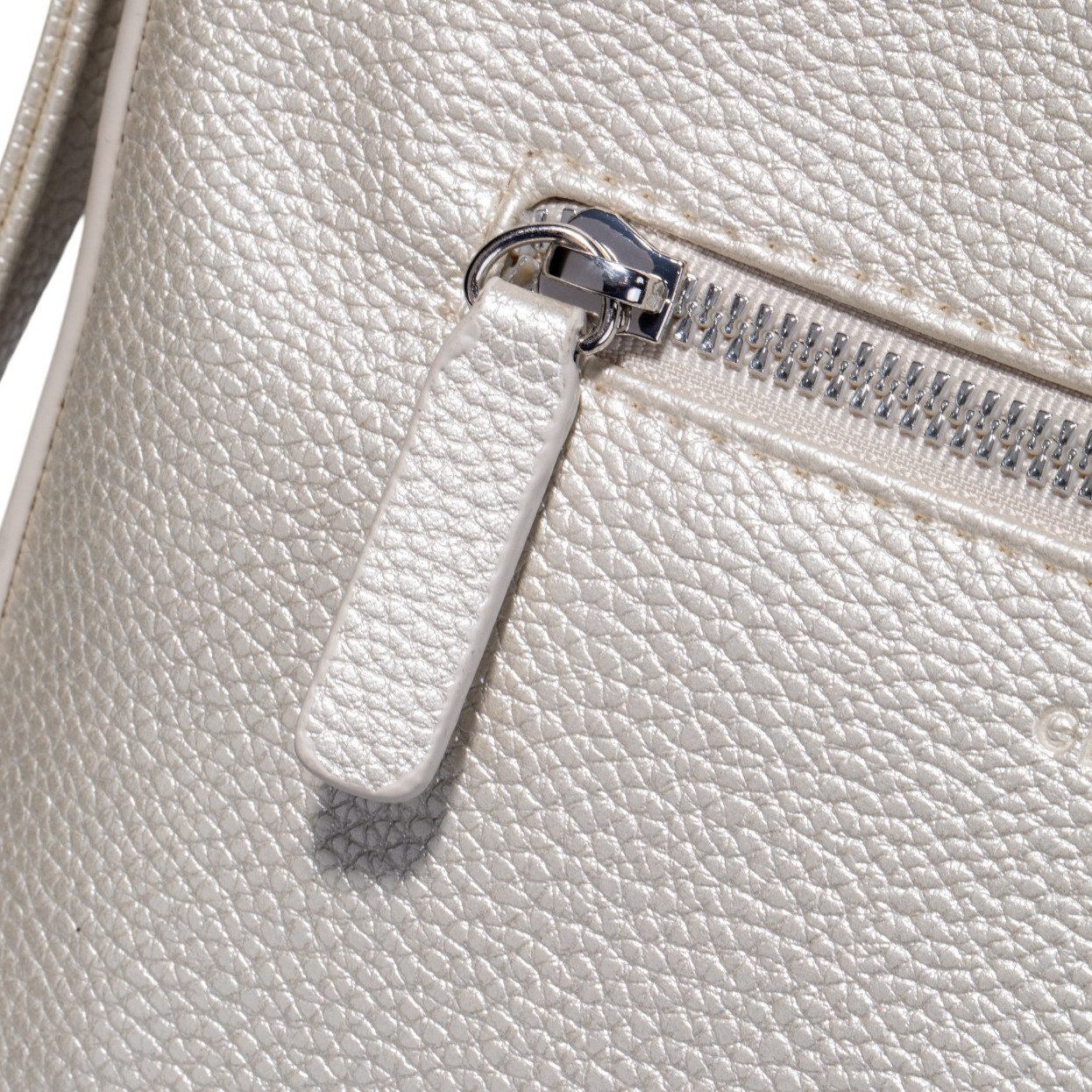 GERRY WEBER Schultertasche Gerry Weber - Damen Schultertasche Talk Different 1.0