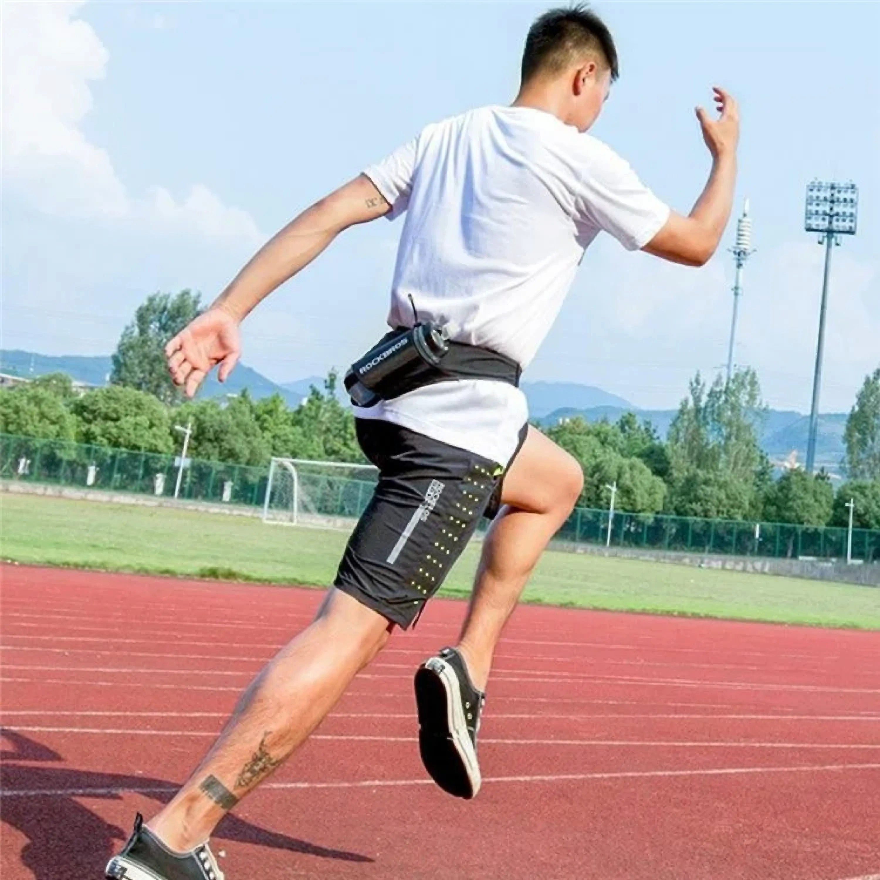 Sport-Knight® Laufgürtel Sport Hüfttasche Joggen Radfahren Wandern – mit Flaschenhalter