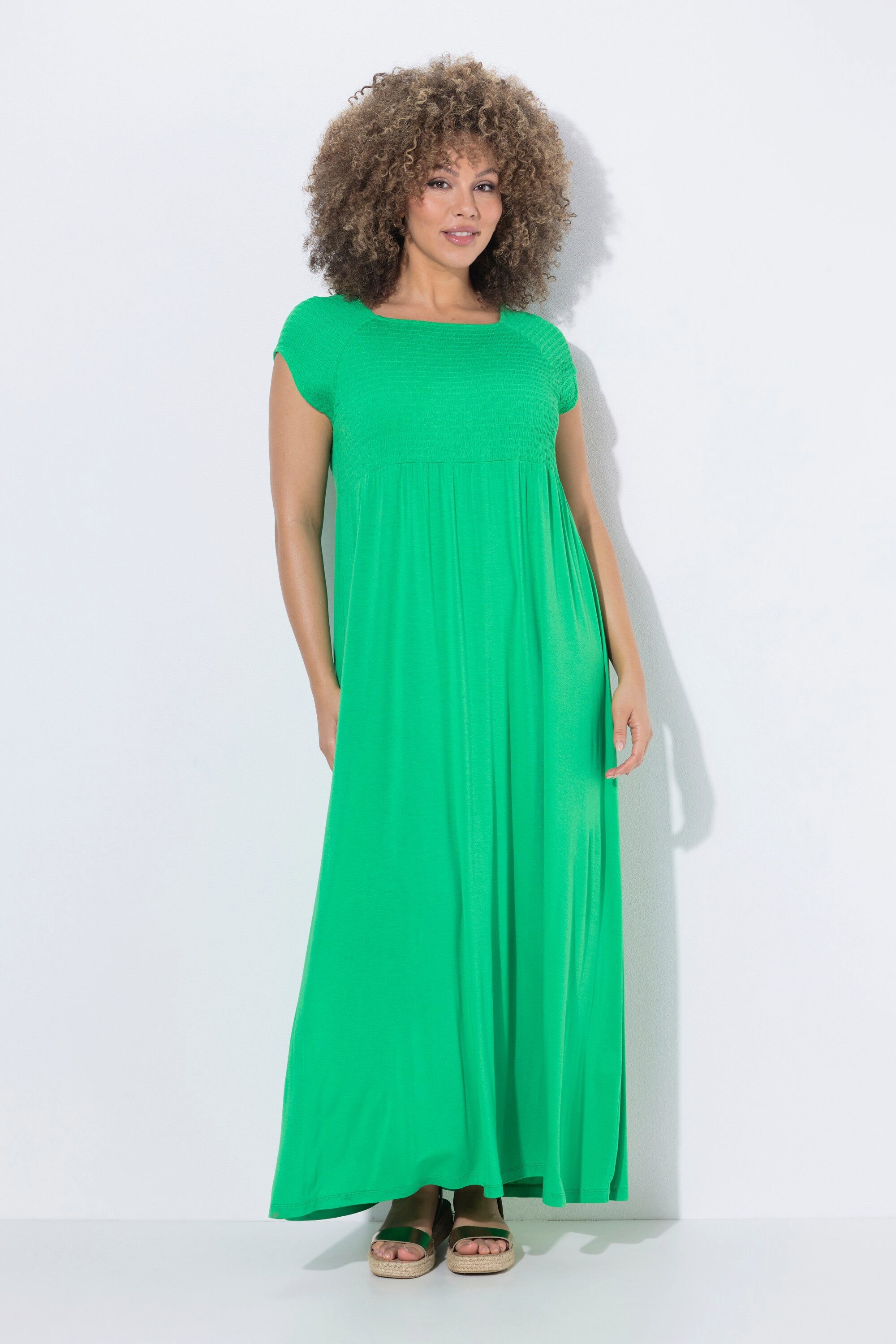 Ulla Popken Maxikleid Kleid A-Linie gesmokt Carré-Ausschnitt Halbarm