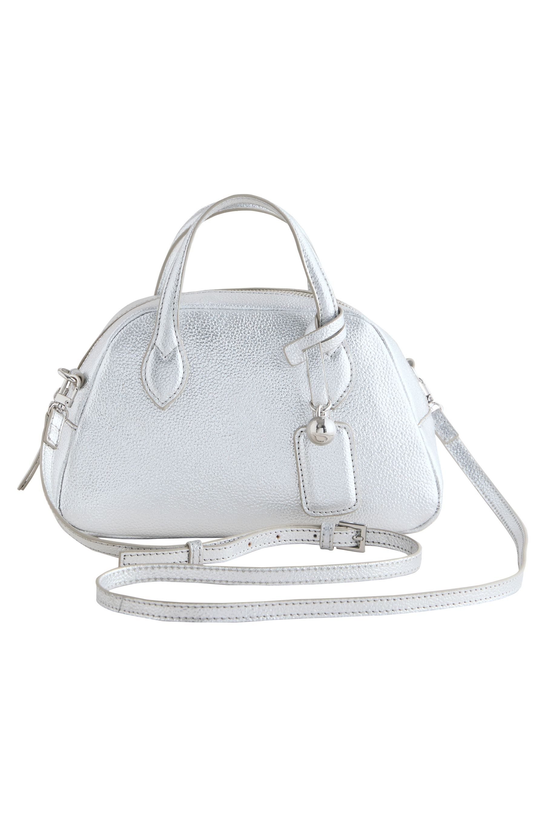 Next Handtasche Kleine Bowler-Tasche aus Veloursleder (1-tlg)