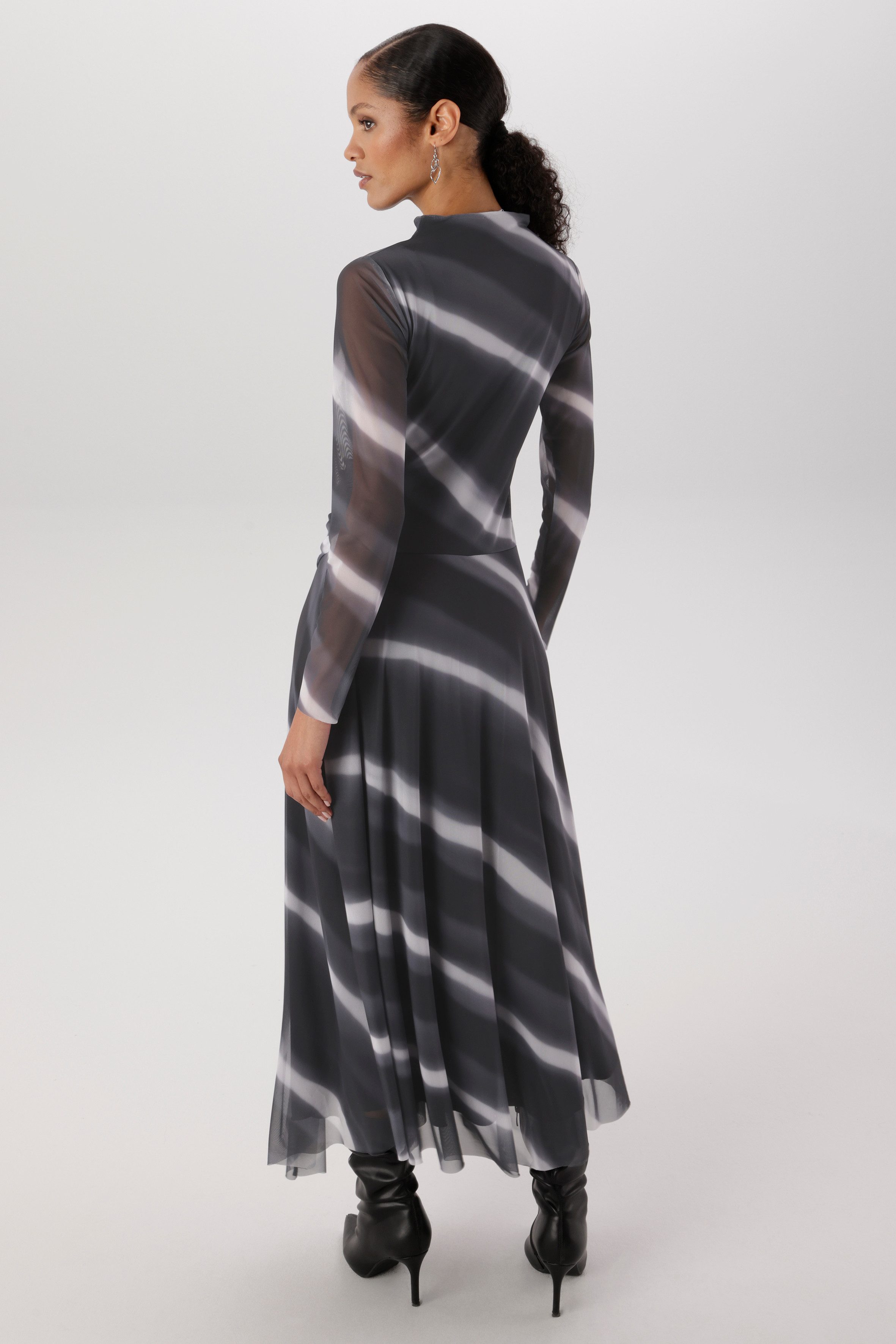 Aniston SELECTED Maxikleid In Mesh-Qualiät und transparenten Ärmeln - NEUE KOLLEKTION