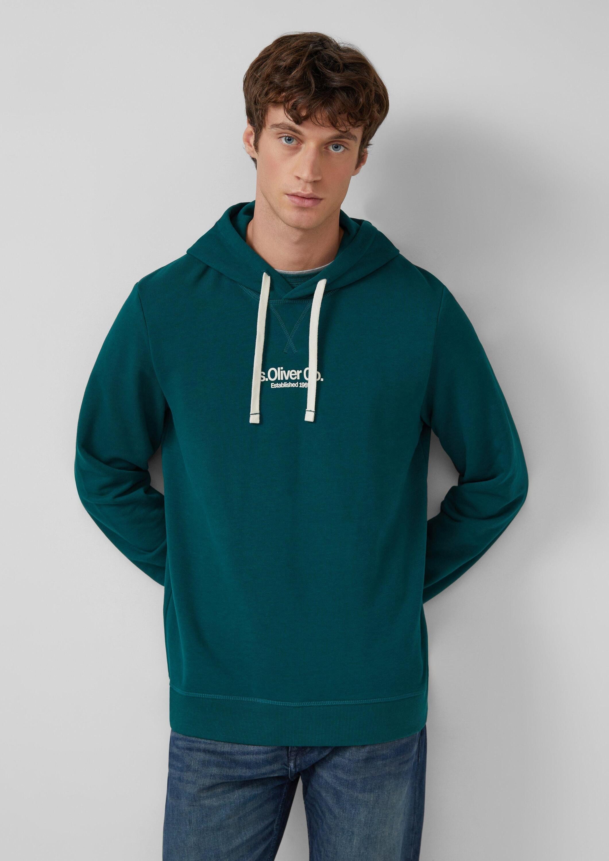 s.Oliver Sweatshirt Sweatshirt Kapuzenpullover aus Baumwollmix mit Label-Print