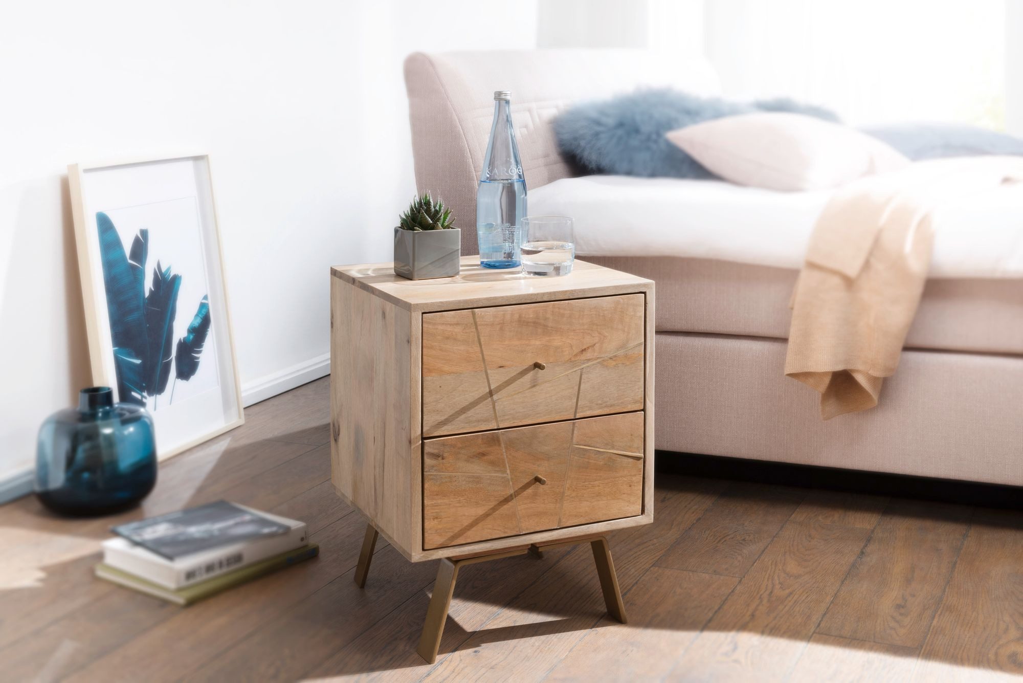 Wohnling Nachtkonsole WL5.606 SIKAR Nachttisch Boxspringbett Nachtkästchen Holz Massiv (Nachtschrank Hoch, 40x56x40 cm Mango Massivholz), Nachttisch mit Schub, Nachtkästchen Boxspringbett