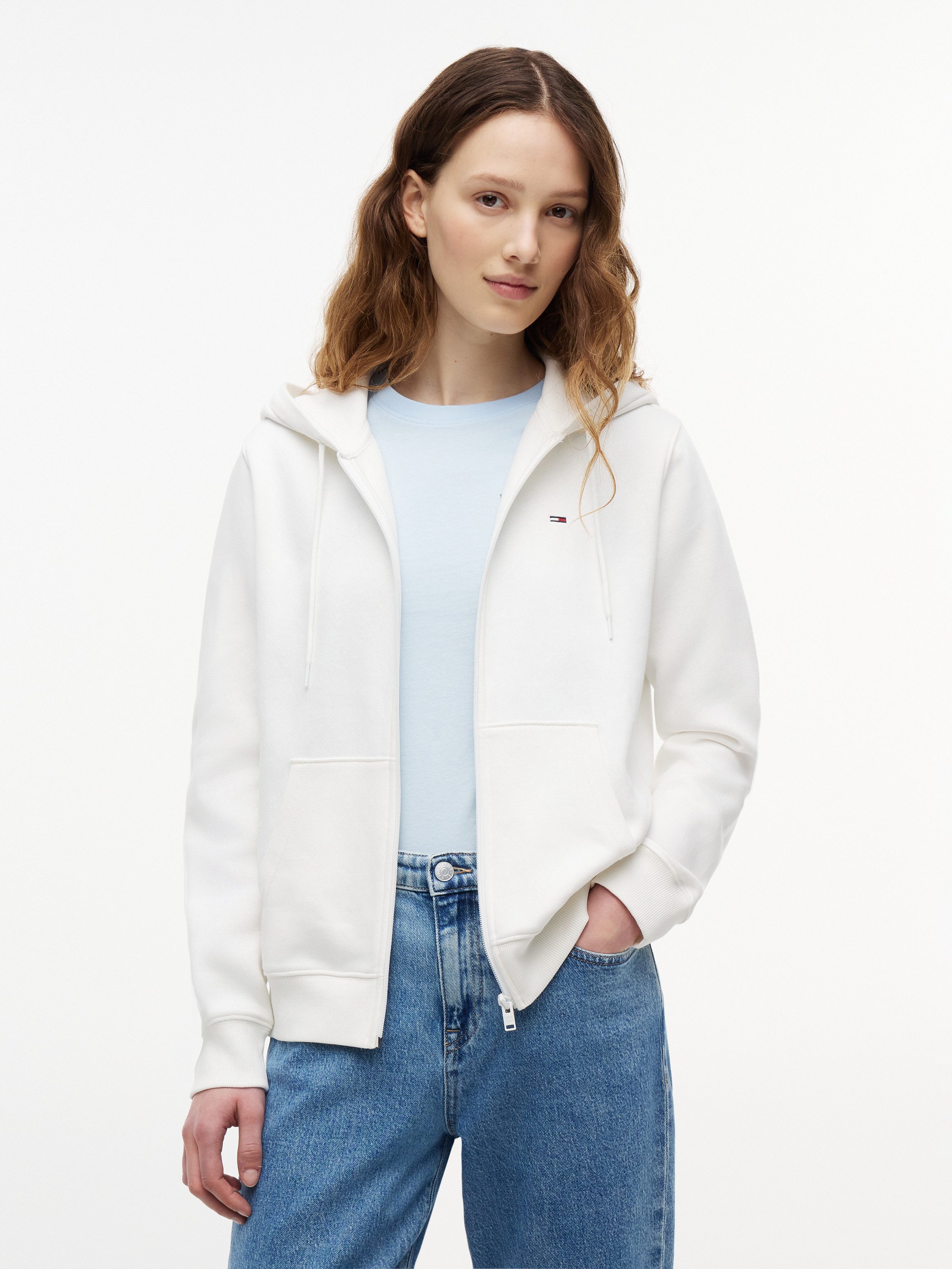 Tommy Jeans Sweatjacke TJW REGULAR S FLAG ZIP THRU aus Baumwollmix, Flag-Label