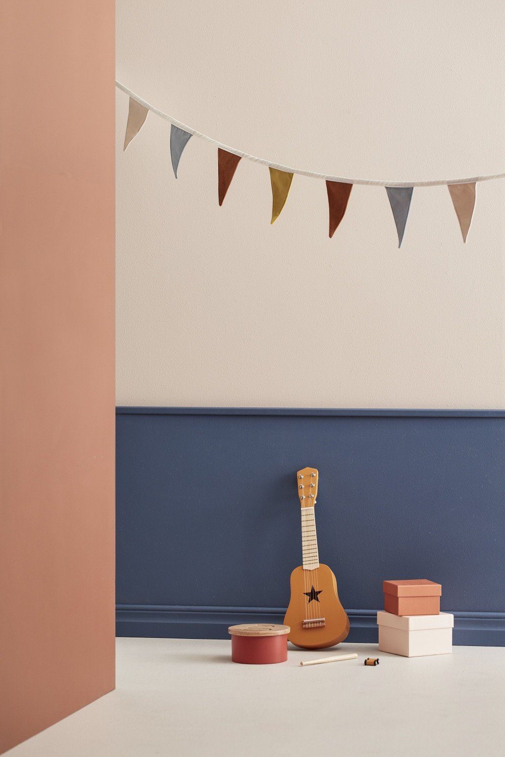 Kids Concept Spielzeug-Musikinstrument Meine erste Gitarre günstig online kaufen