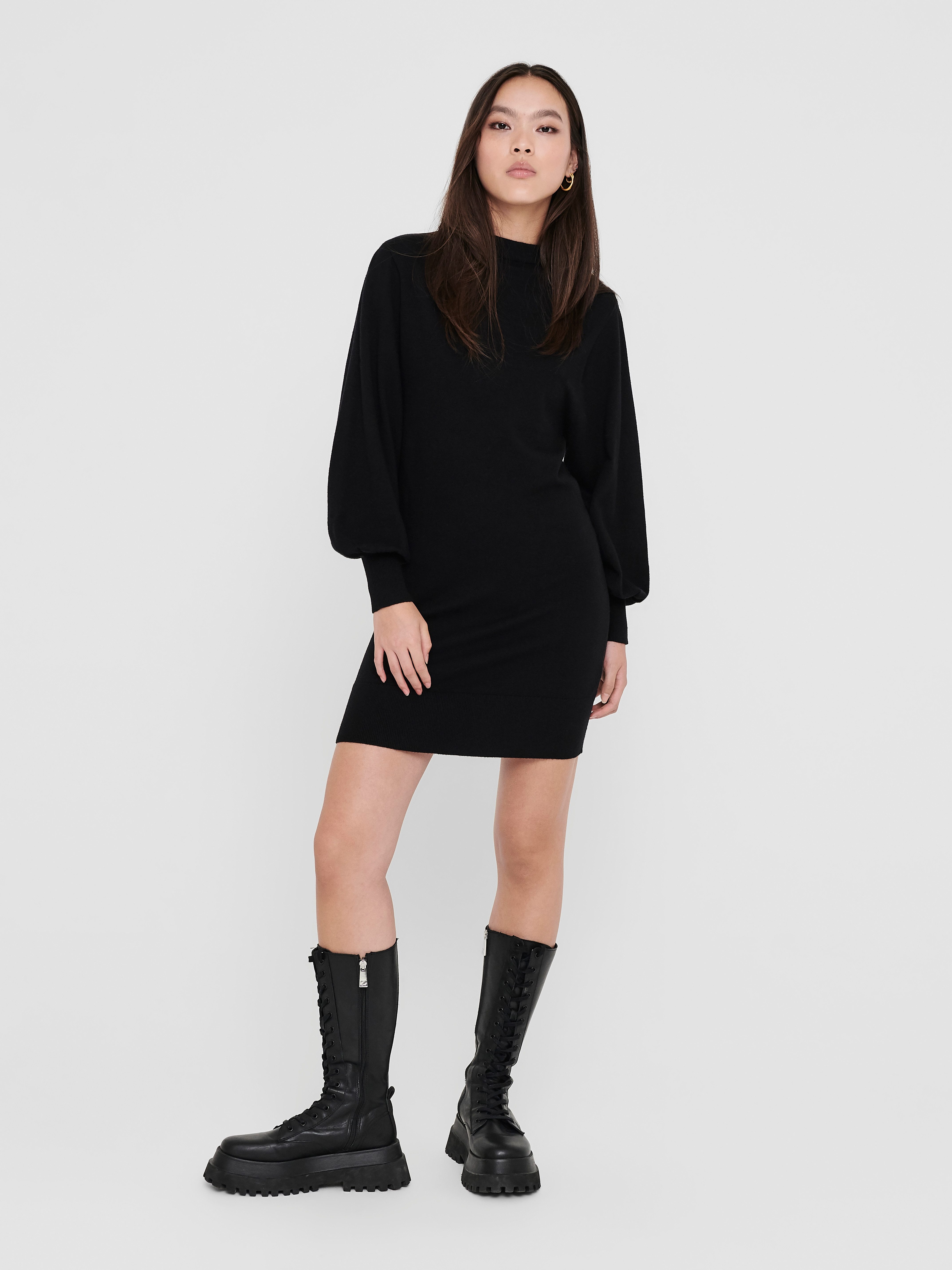 ONLY Strickkleid ONLLABELLE LIFE L/S DRESS KNT NOOS Viskosemischung, sehr figurbetont
