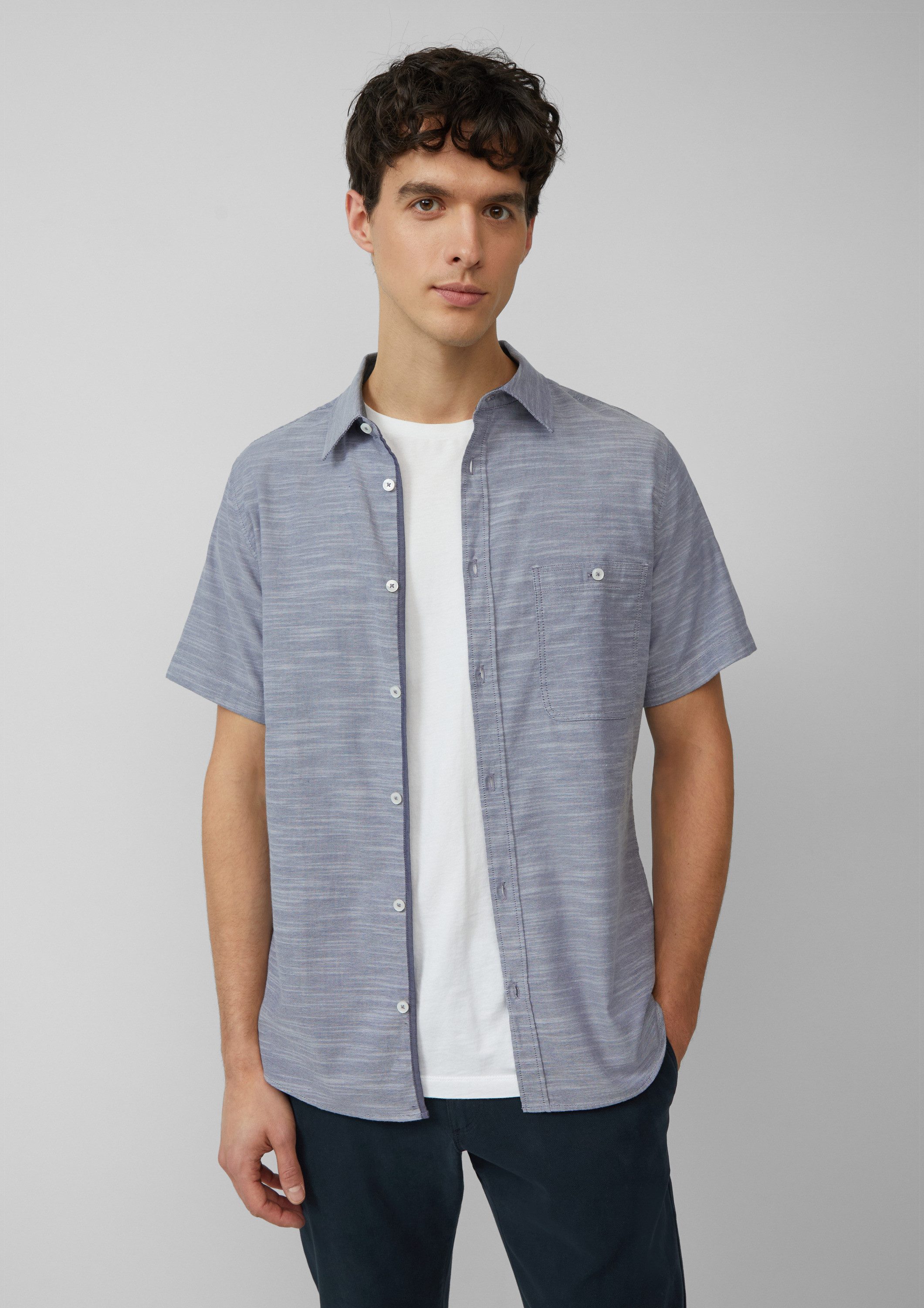 s.Oliver Kurzarmhemd Hemd Slim Fit: Kurzarm-Hemd aus Baumwollstretch mit Flammgarnstruktur