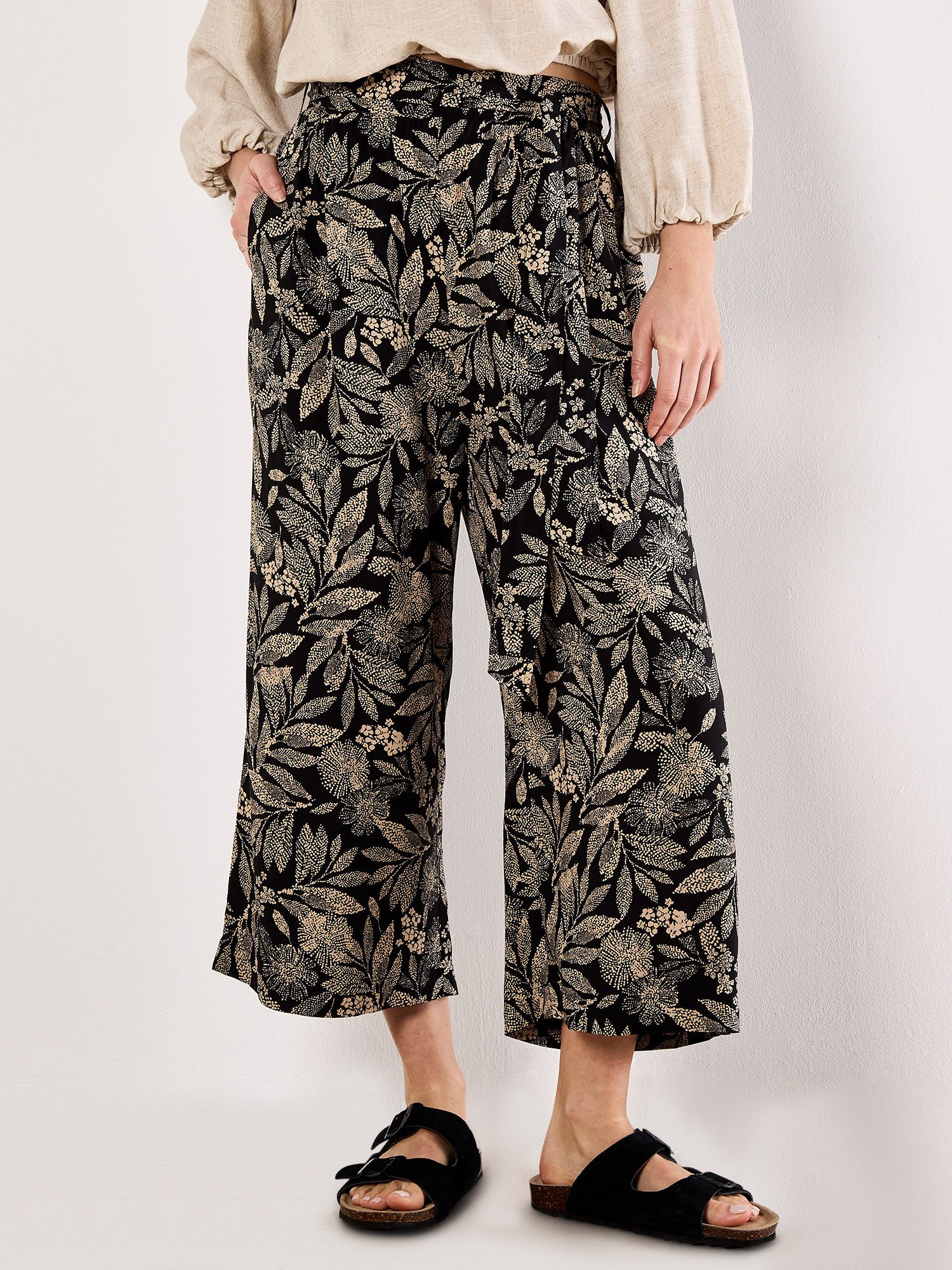 Apricot Culotte Batik Leaf Belted Culotte, günstig online kaufen