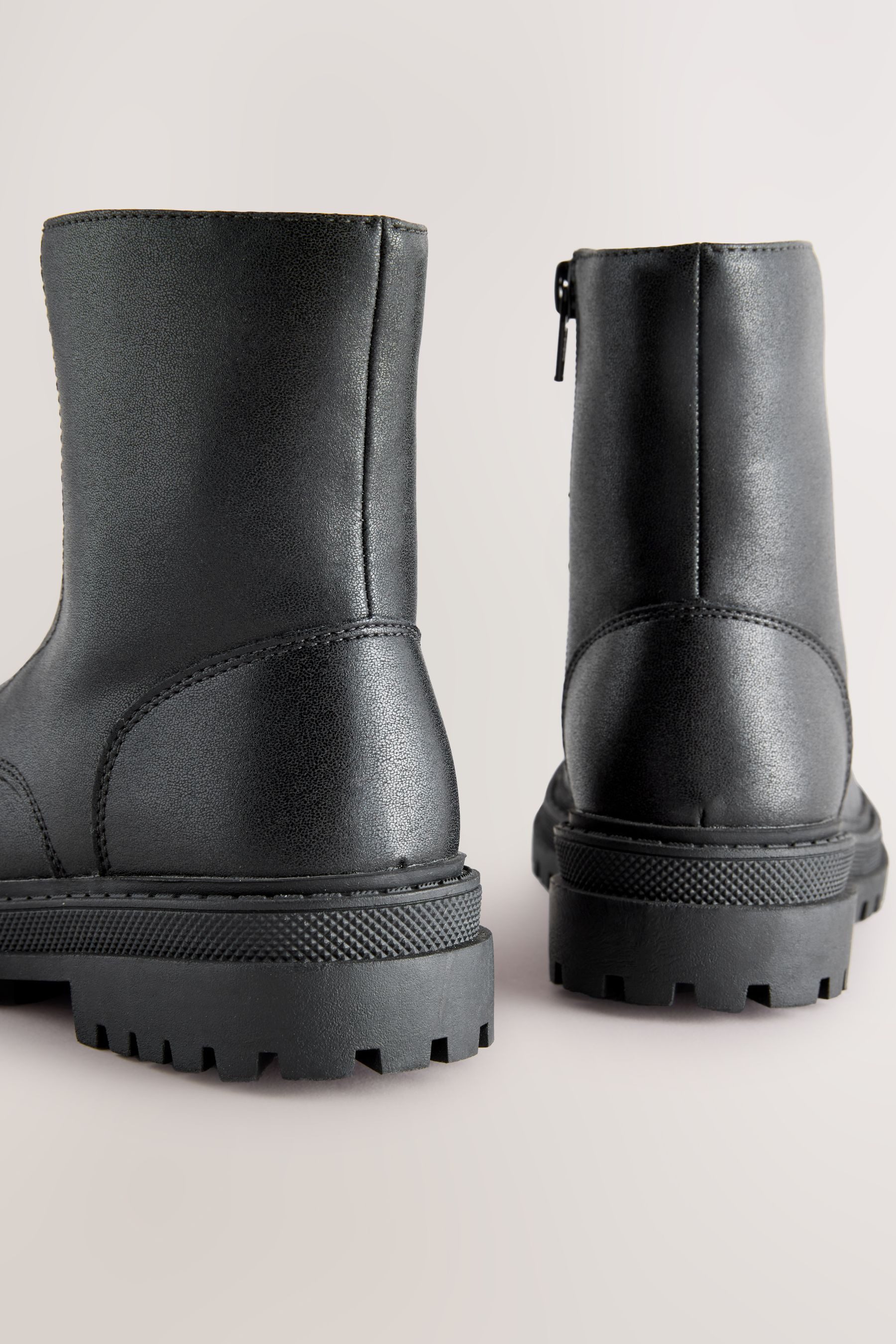 Next Stiefeletten mit Reißverschluss vorne Stiefelette (1-tlg)