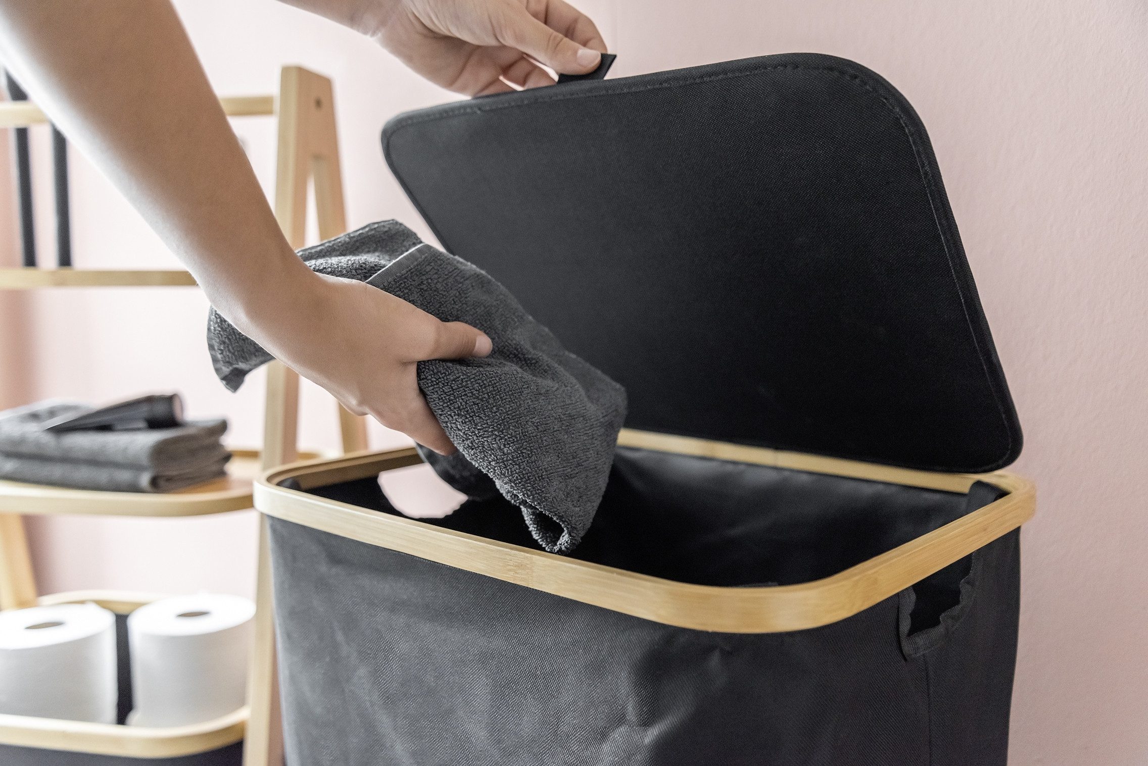 WENKO Wäschetruhe Ecori, Wäschesammler, schwarz, innen feuchtigkeitsabweise günstig online kaufen