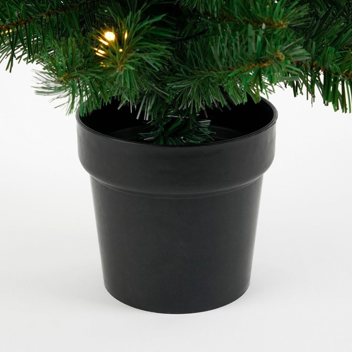 Black Box Trees Künstlicher Weihnachtsbaum Black Box Trees Norton Künstlicher Weihnachtsbaum mit LED – Bild 3 von 5