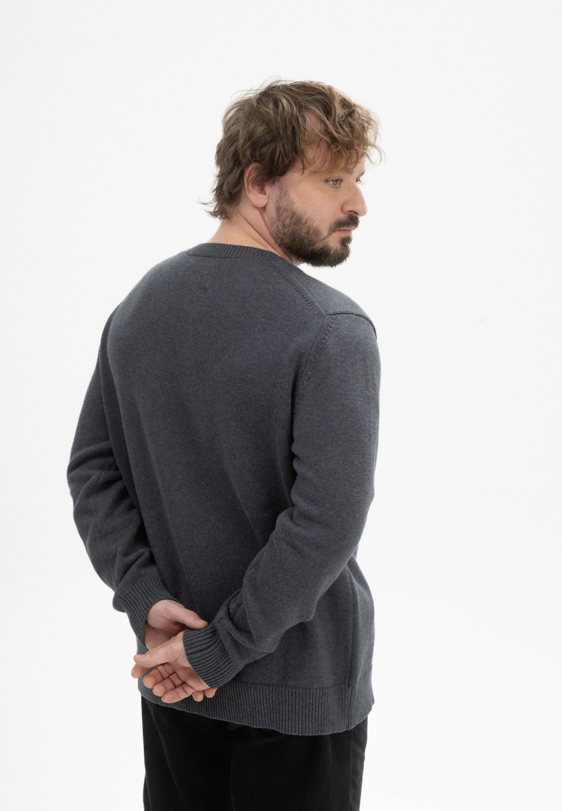 MELA Strickpullover Strickpullover Style CHARUN Gerippter Kragen, Saum und gerippte Bündchen