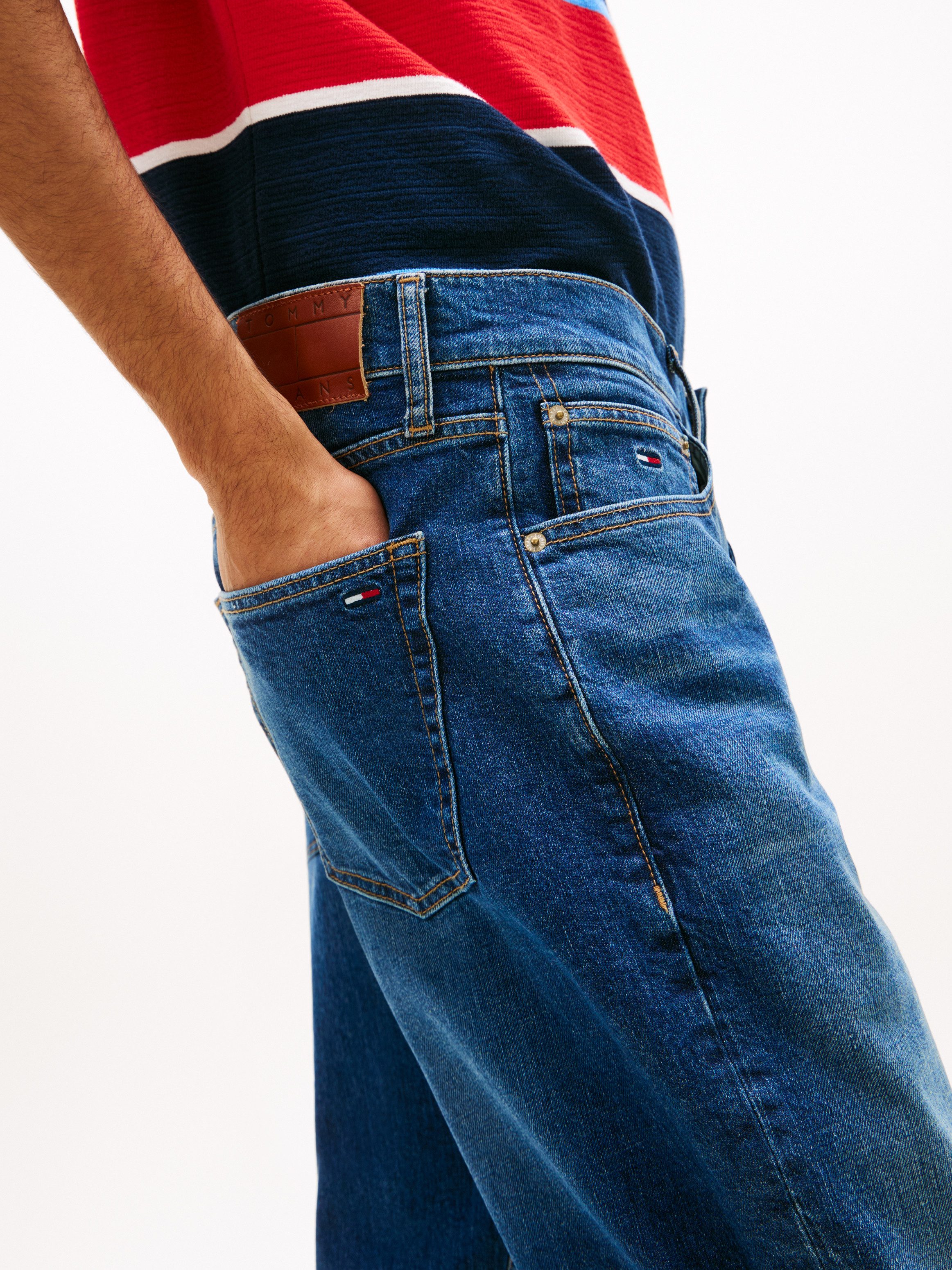 Tommy Jeans Straight-Jeans RYAN SLIM STRAIGHT Slim fit mit Taschen