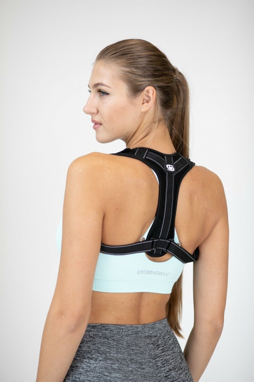 Lorey Medtec Geradehalter mit Stützgürtel Schultergurt, Haltungstrainer aus Neopren, verstellbar (76–108 cm)