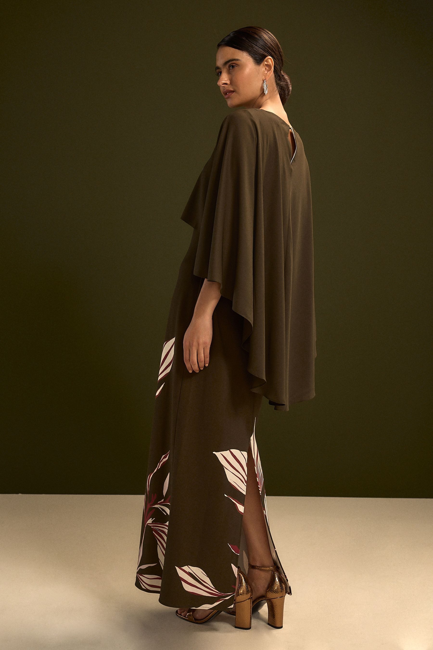 Next Maxikleid Maxikleid mit Cape (1-tlg) günstig online kaufen