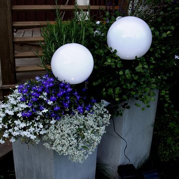 STAR TRADING LED Gartenstrahler LED Solar Gartenkugel Erdspieß 35cm, 20cm warmweiße LED Lichtsensor, LED Classic, warmweiß (2100K bis 3000K)