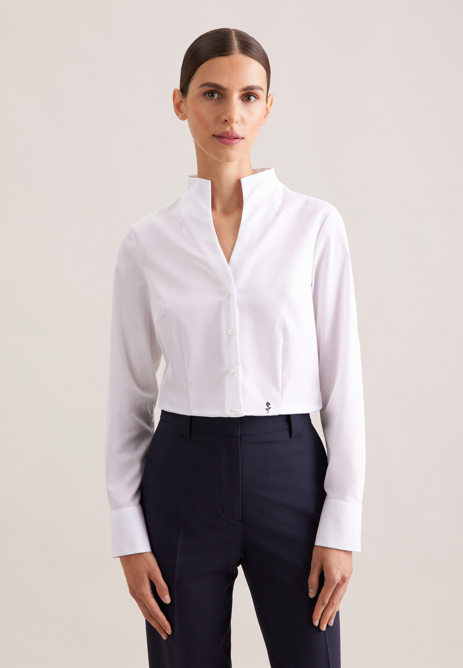 Klassische Bluse