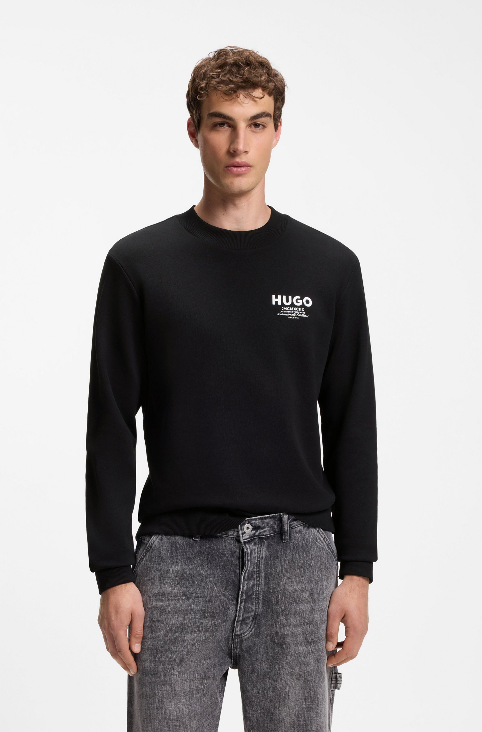 HUGO Sweatshirt Nespon Rundhalsausschnitt, Regular Fit, reine Baumwolle
