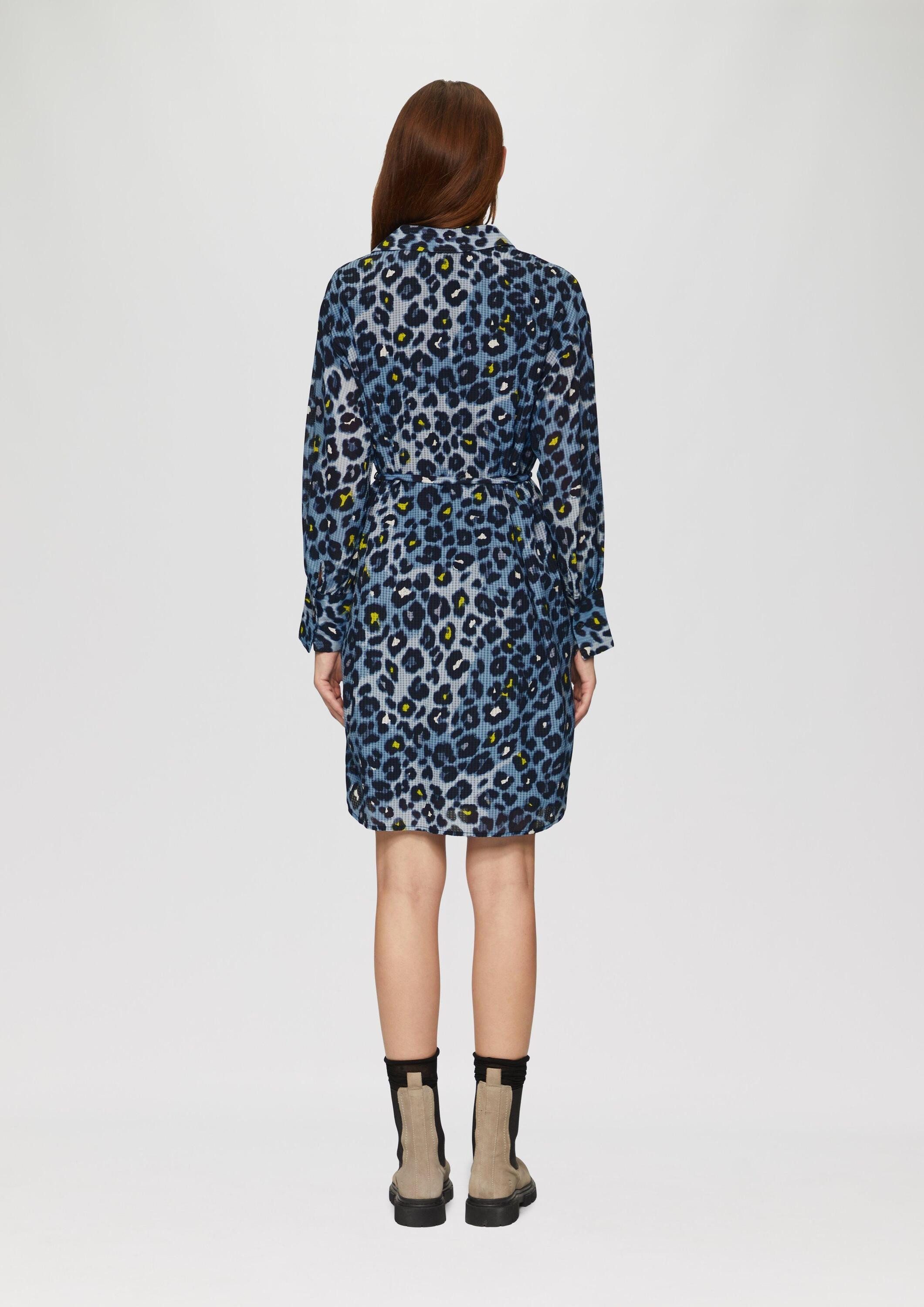 s.Oliver Minikleid Kleid Hemdblusenkleid aus Viskosemix mit Strukturmuster
