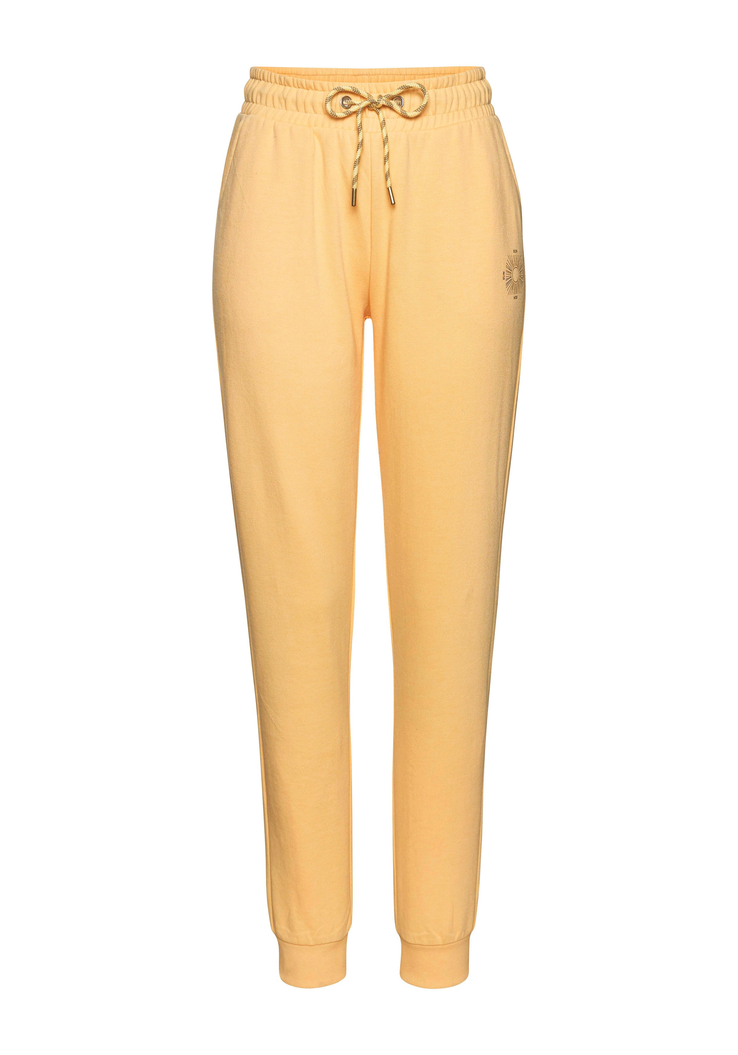 Buffalo Sweathose Loungehose mit seitlichen Taschen und kleinem Druck, Loungewear – Bild 2 von 5