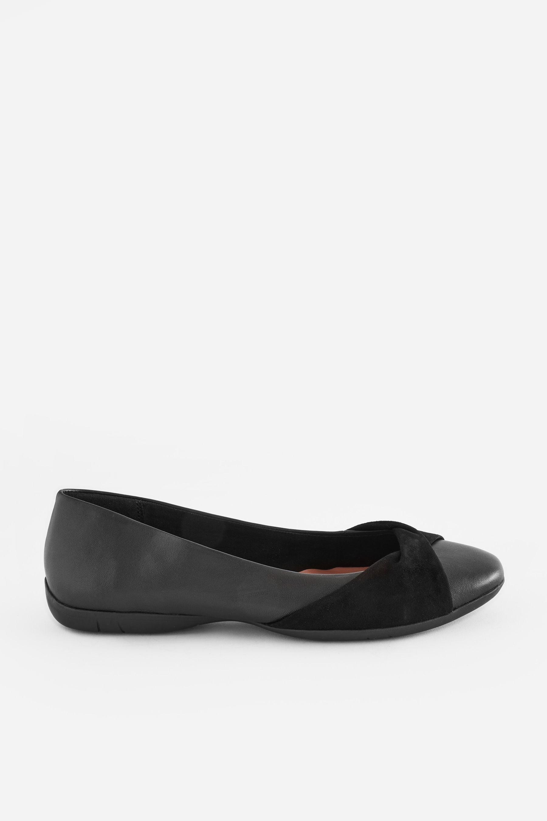 Forever Comfort® Lederballerina mit Zierdrehung Ballerina