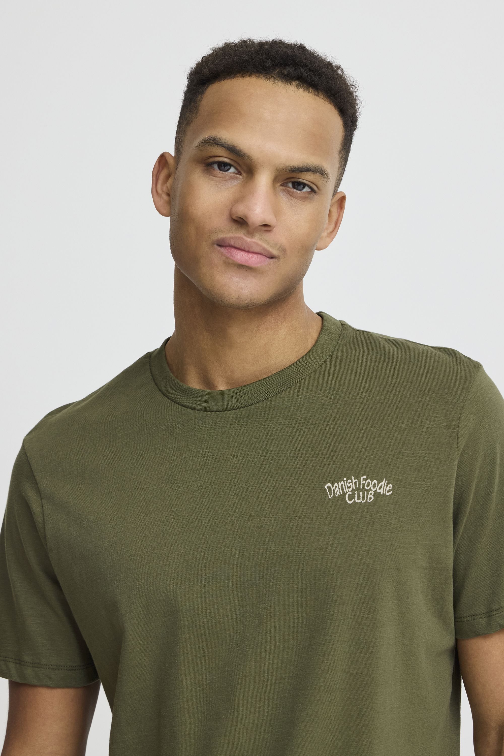 Blend Rundhalsshirt BHViggo (1-tlg) Lässiges T-Shirt mit Backprint