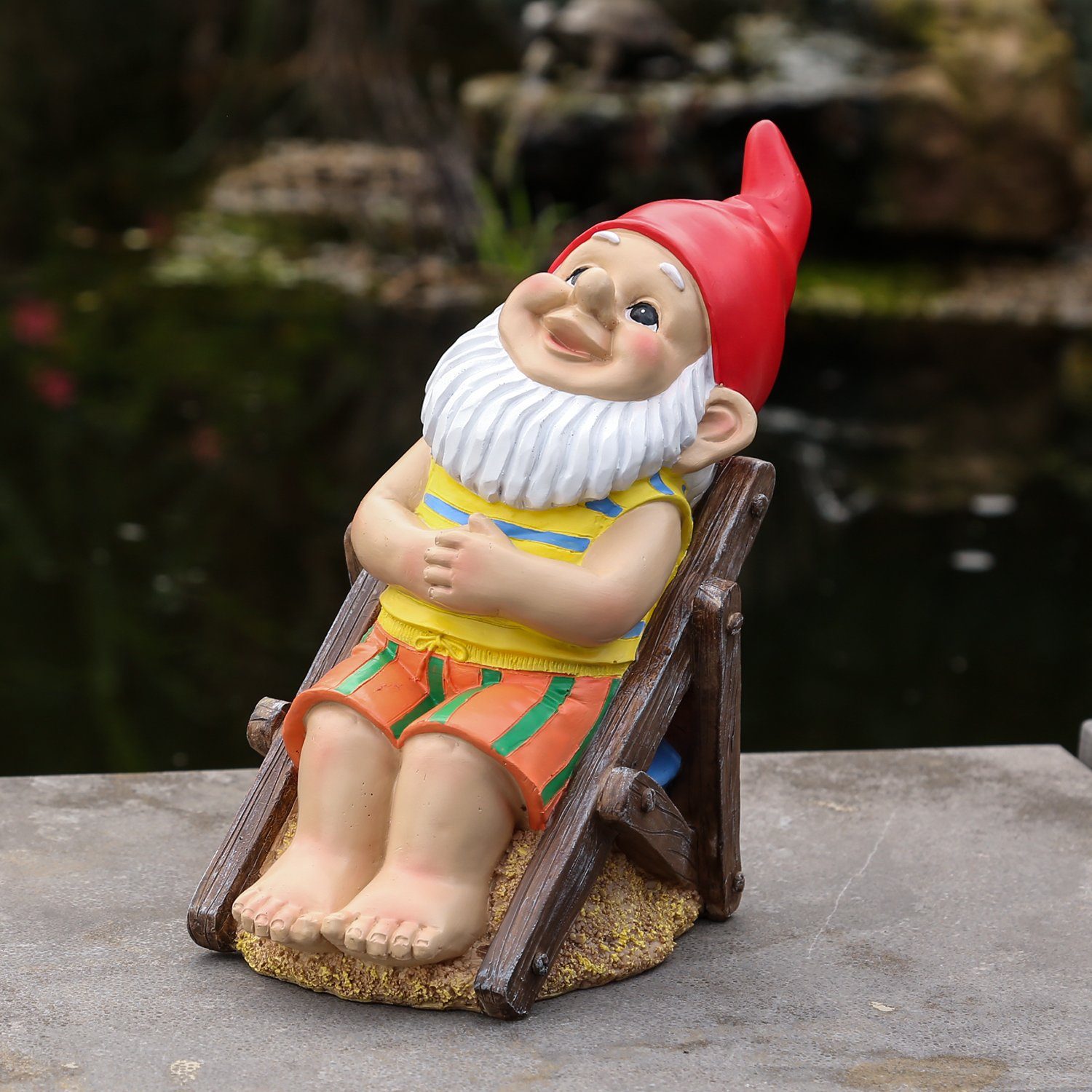 MARELIDA Gartenzwerg BERT im Liegestuhl Dekofigur Gartenfigur Gnom H: 21cm Gartendeko, (1 St)
