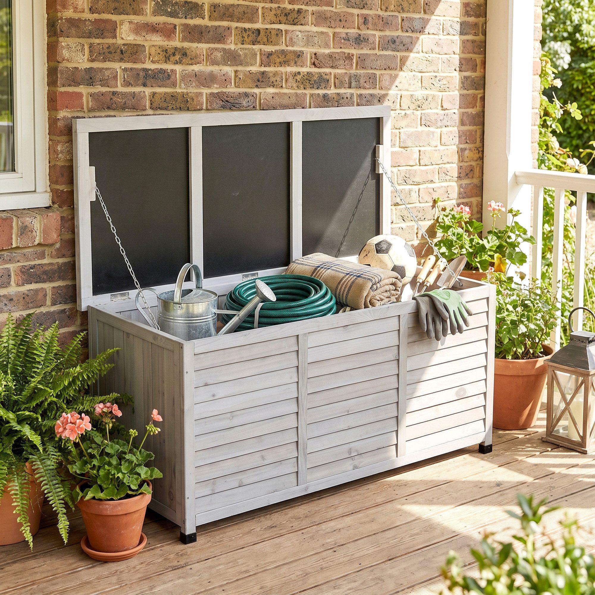 Outsunny Geräteschrank Aufbewahrungsbox, Gartentruhe, wetterbeständig, Massivholz (Kissenbox, 1-St., Gartenbox) für Garten, Balkon, Hellgrau