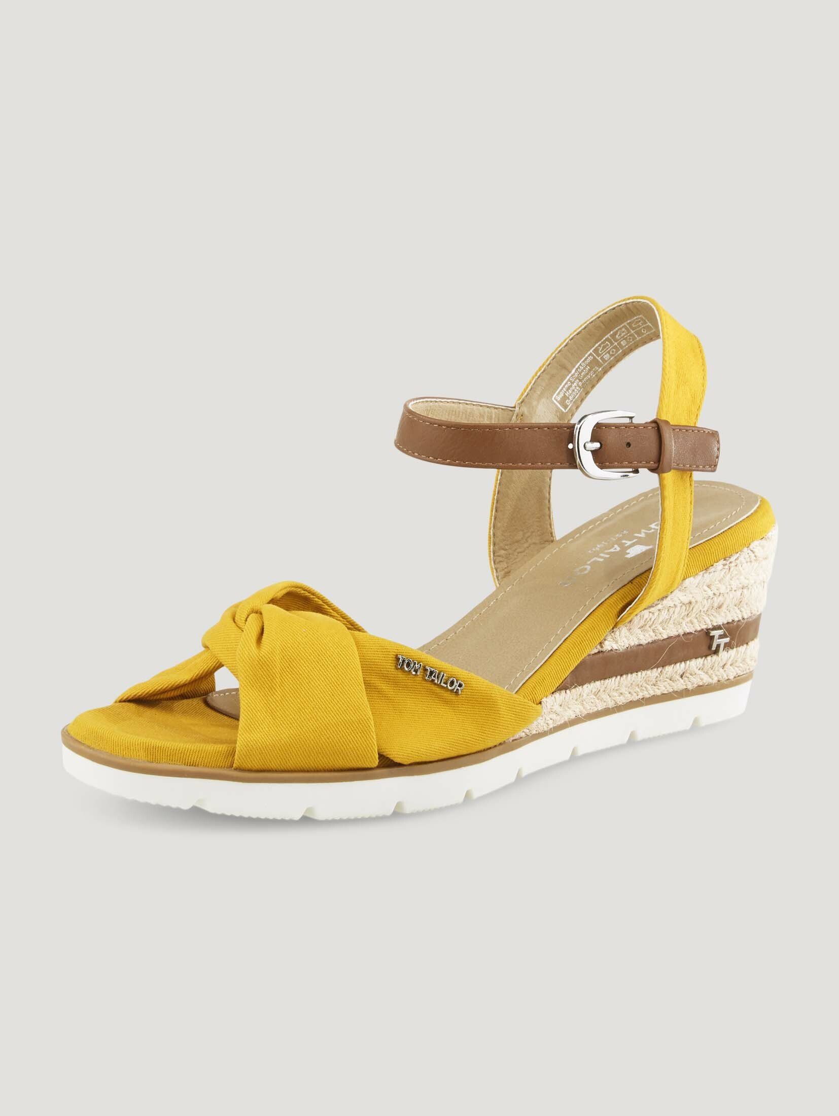 TAILOR mit (1-tlg) Keilabsatz Sandale TOM yellow Sandaletten