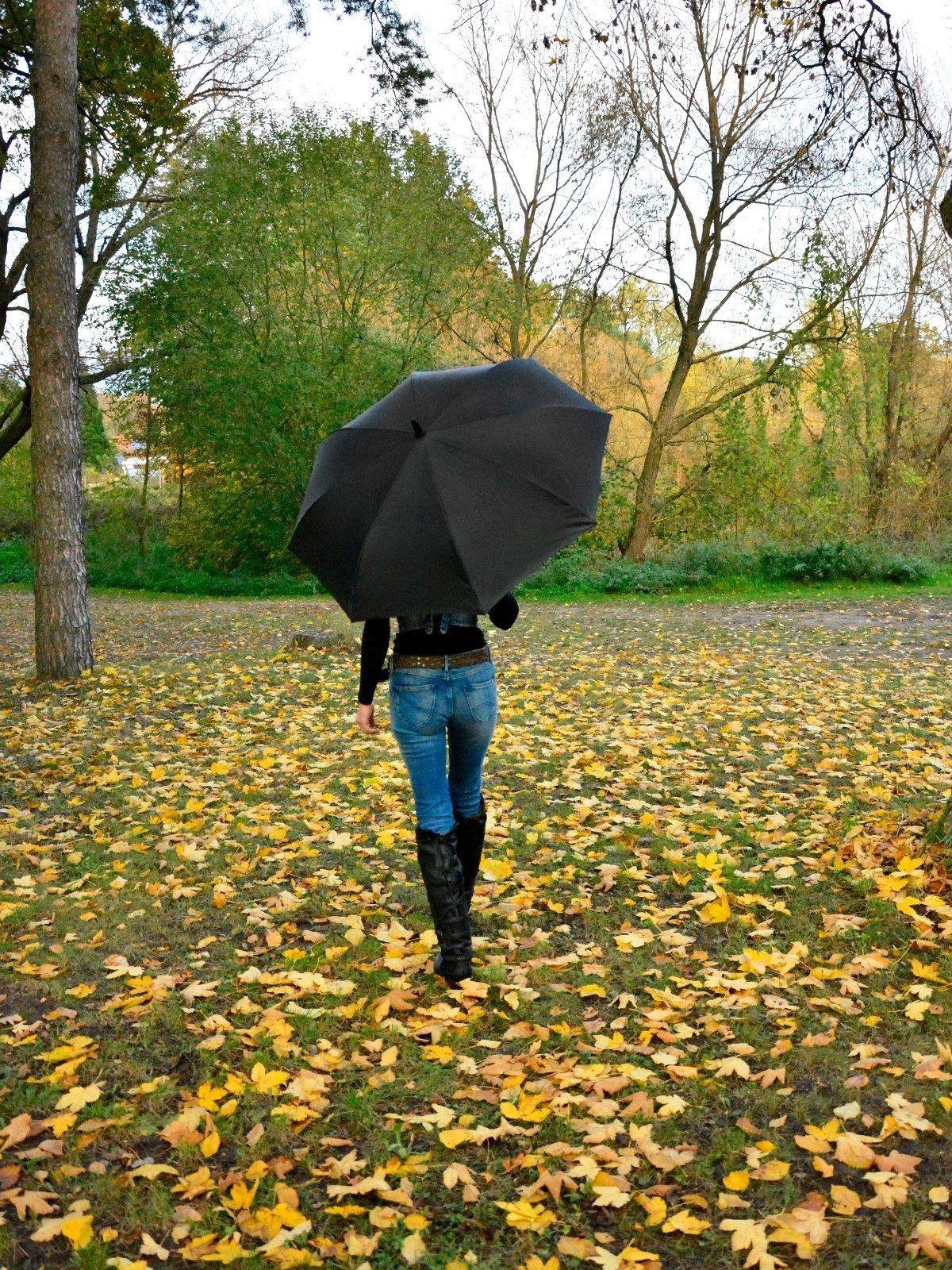 iX-brella Stockregenschirm Reverse-Schirm mit Auf-Automatik und Schirmhülle, öffnet sich verkehrt herum – Bild 4 von 5