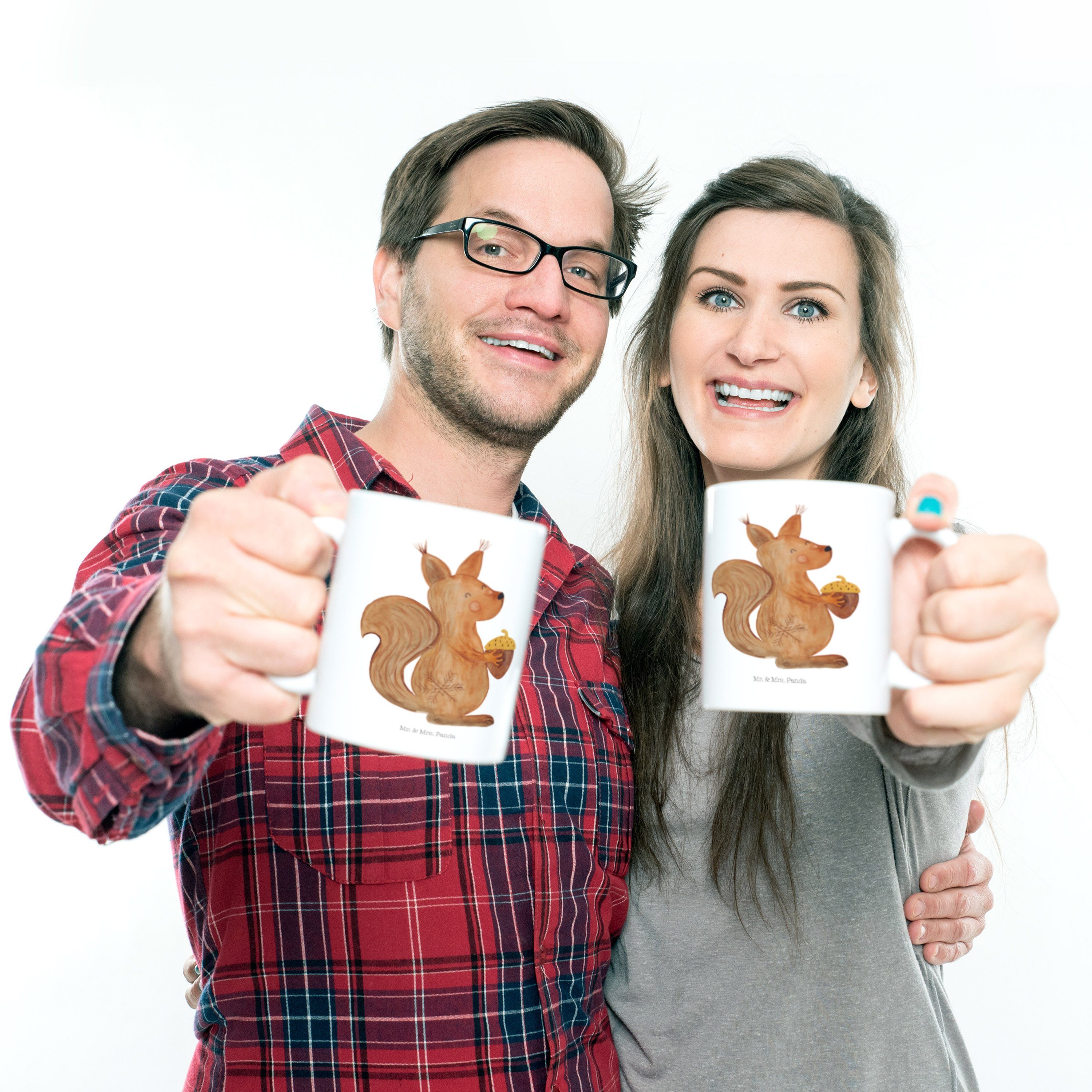 Mr. & Mrs. Panda Weiß Weihnachtszeit Geschenk, Kindergarten, Kinderbecher - Wintermo, - Kunststoff Eichhörnchen