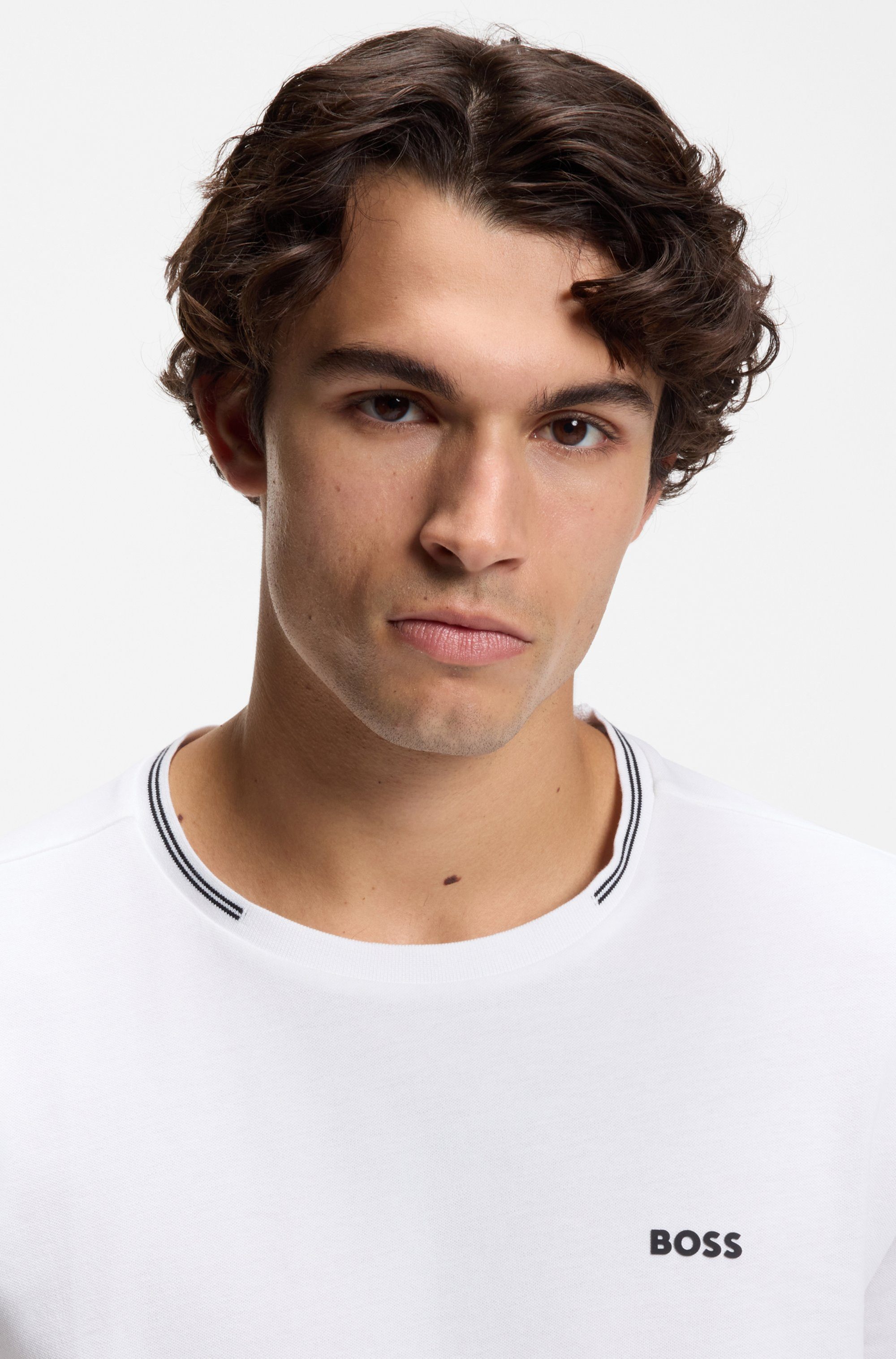 BOSS GREEN T-Shirt Taul Stretch-Baumwoll-Pique aus softem Stretch-Baumwoll-Piqué, Regular Fit, Kühlend