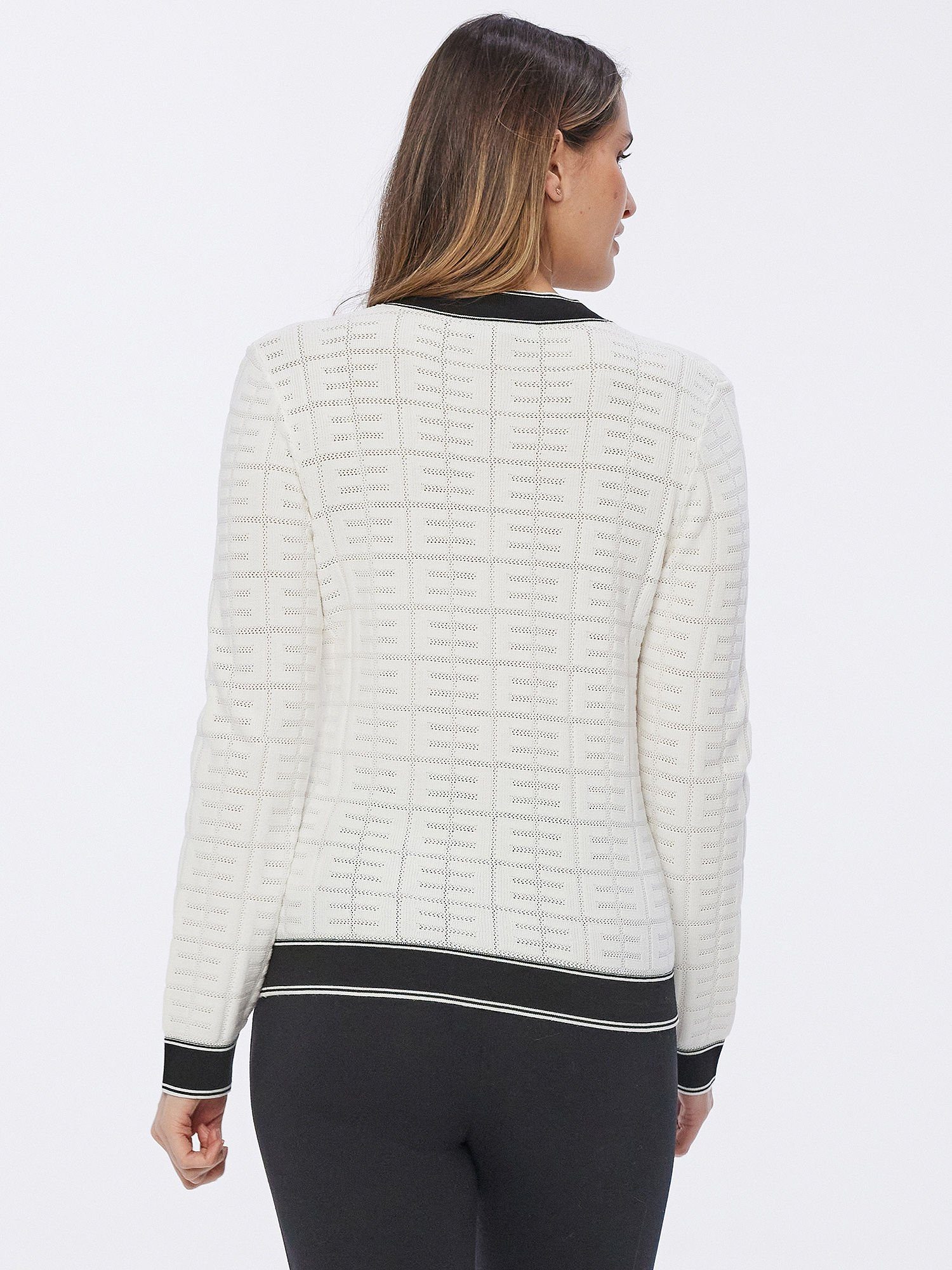 Edwina Eidtmann Strickjacke Cardigan mit Schmuckknöpfen mit Schmuckknöpfen
