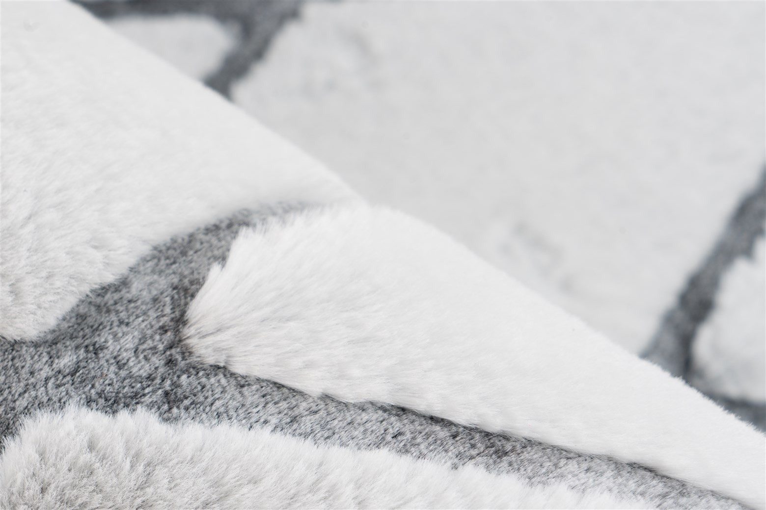Kayoom Teppich in Weiß / Anthrazit, 100% Polyester - 230x160cm (LxB)