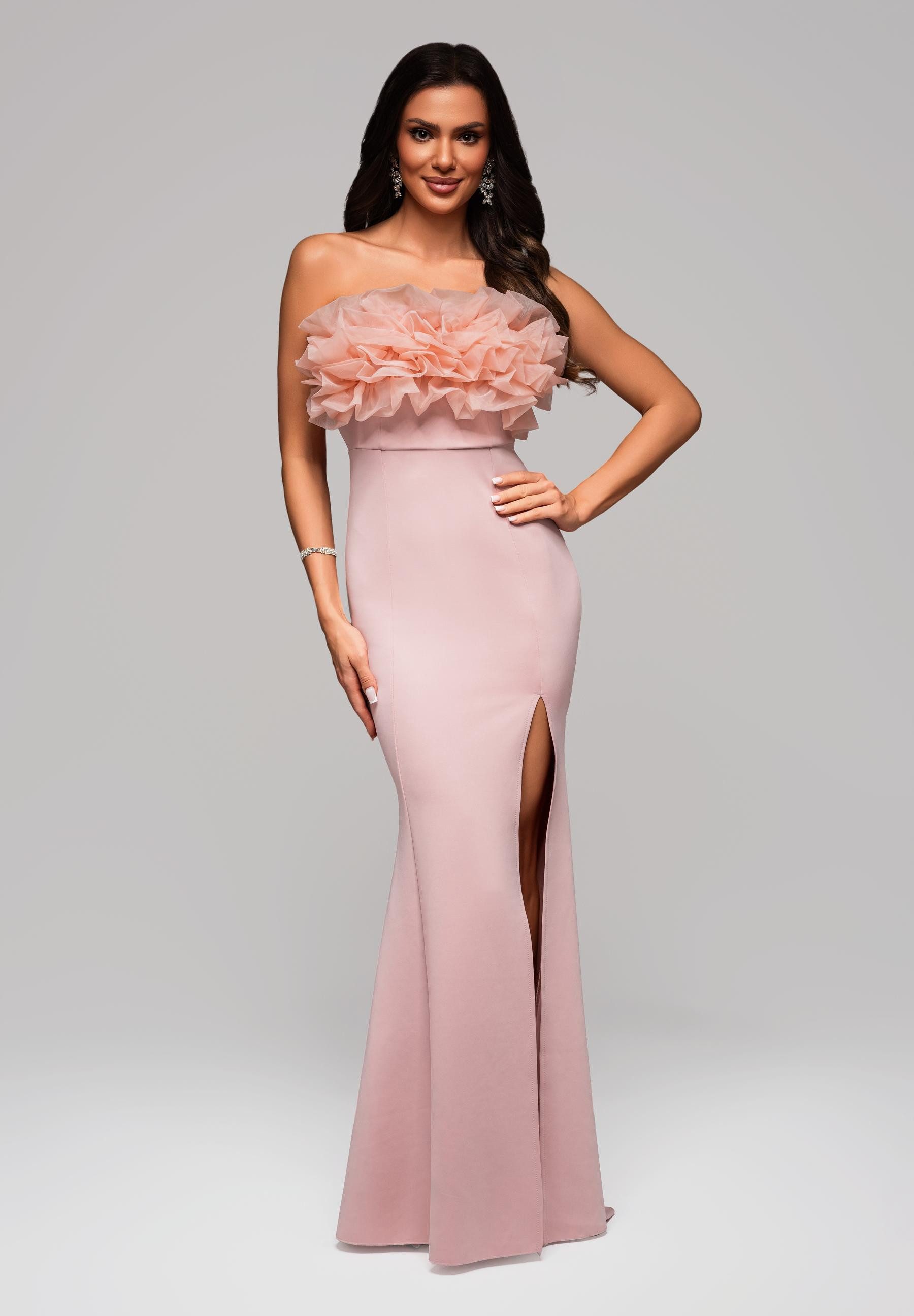 Abendkleid Elegantes Abendkleid mit voluminösem Rüschen-Oberteil