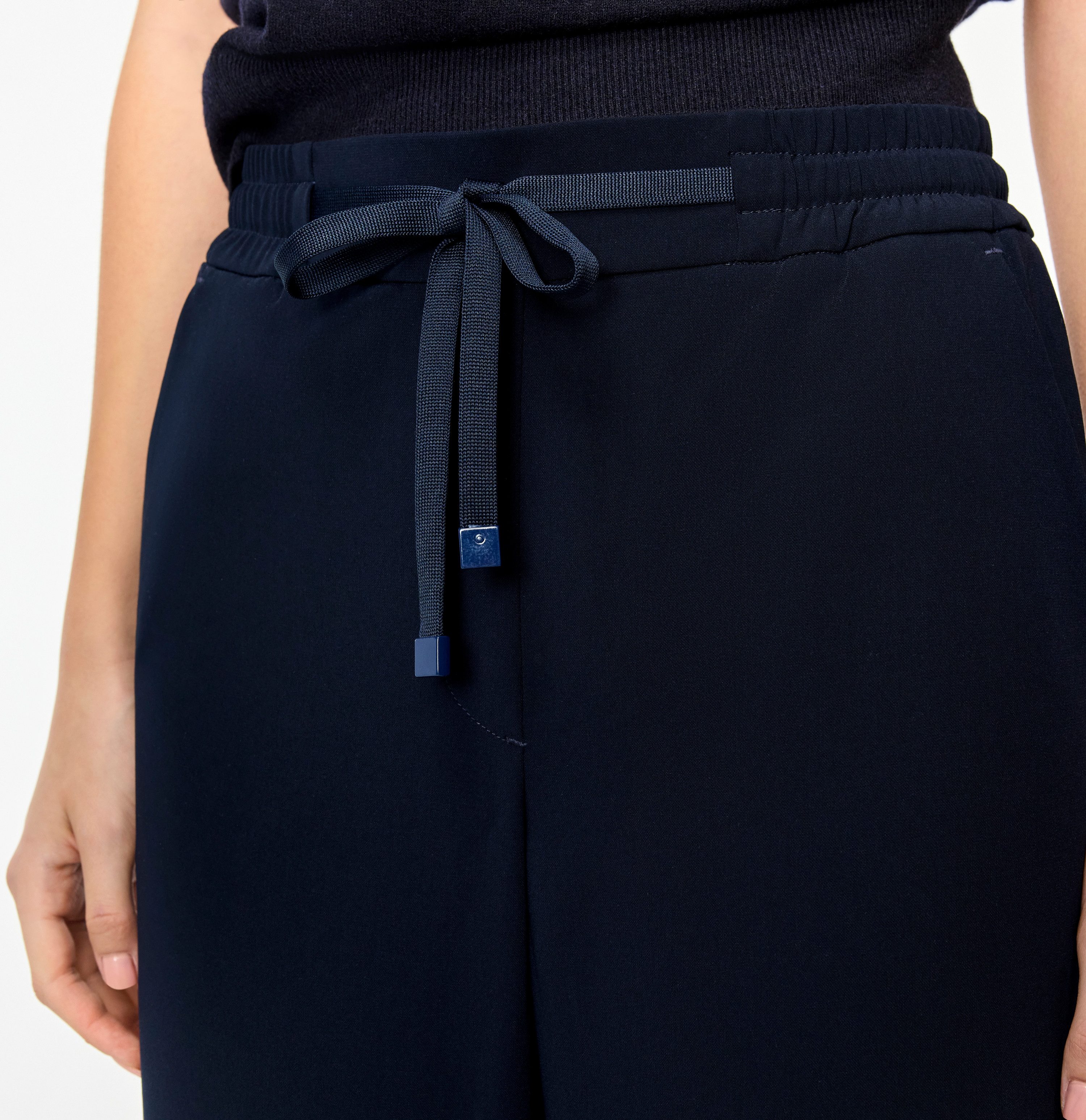 MAC Stretch-Hose CHRISTY mit hoher Leibhöhe und weiter Beinform – Bild 4 von 5