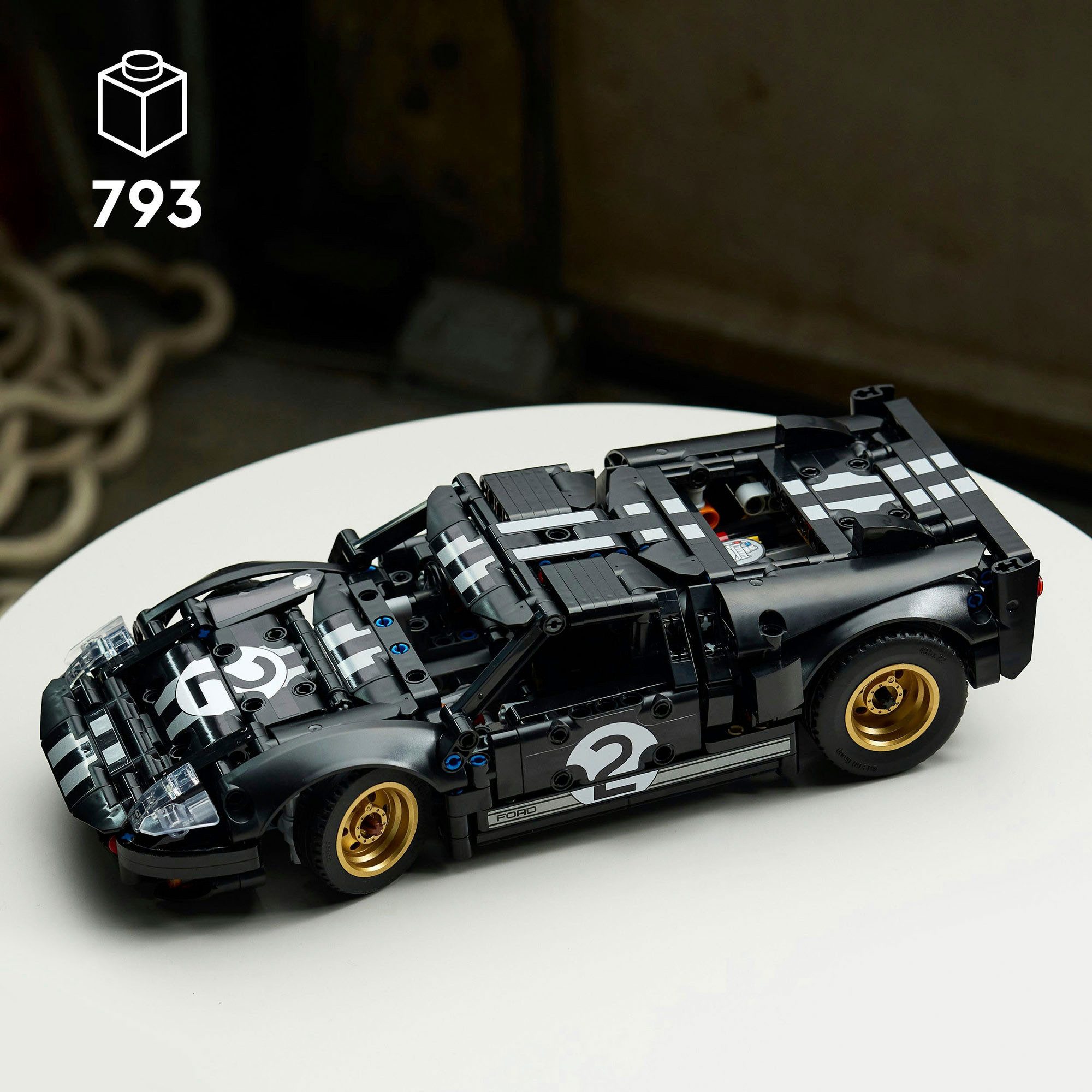 LEGO® 1966 Ford GT40 MKII Rennwagen (42223), LEGO Technic Konstruktionsspielsteine, (793 St), Made in Europe – Bild 3 von 5