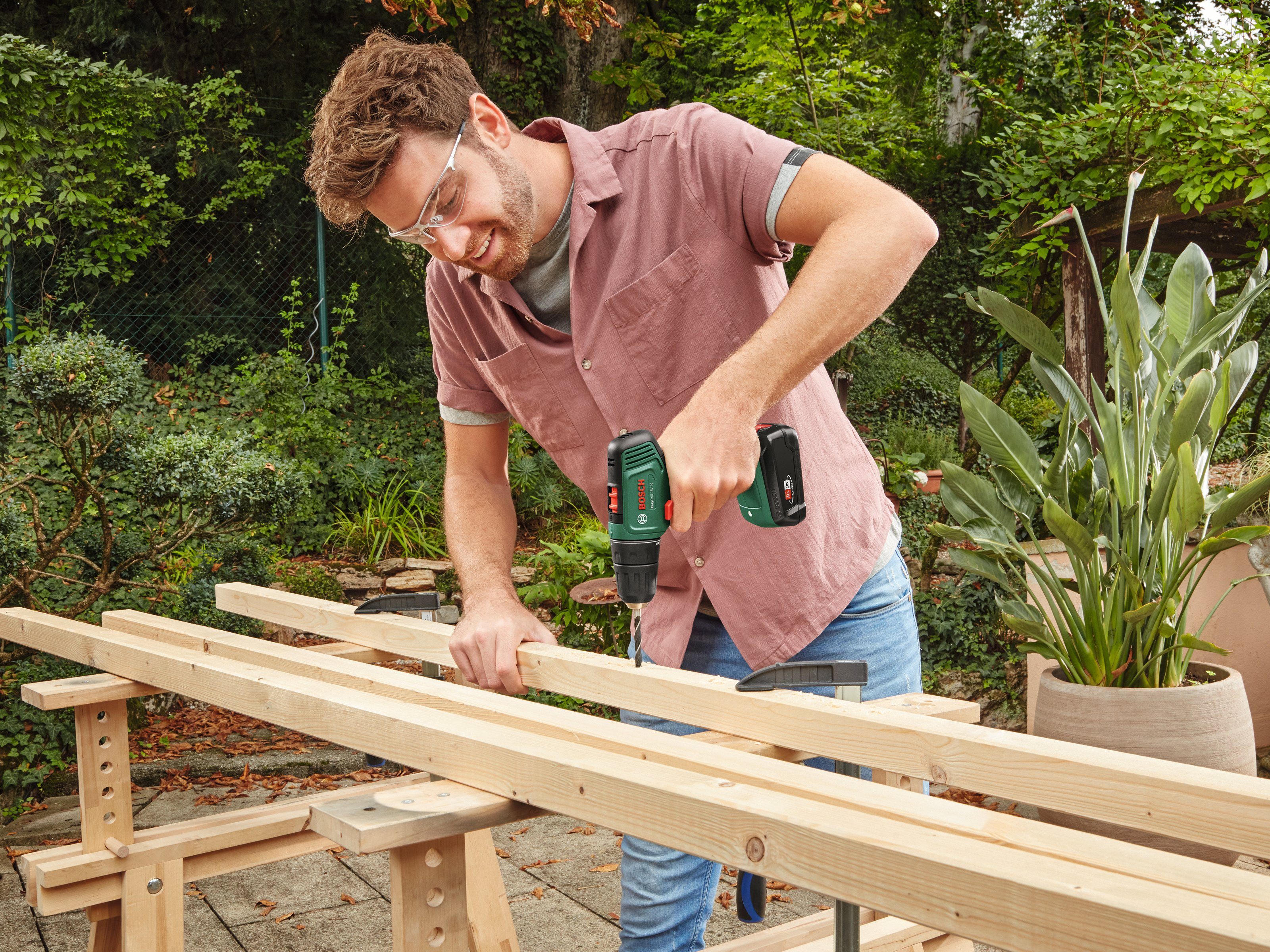 Bosch 18 V Akku-Bohrschrauber EasyDrill 18V-40 inkl. 1 Akku (2 Ah) mit Koff günstig online kaufen