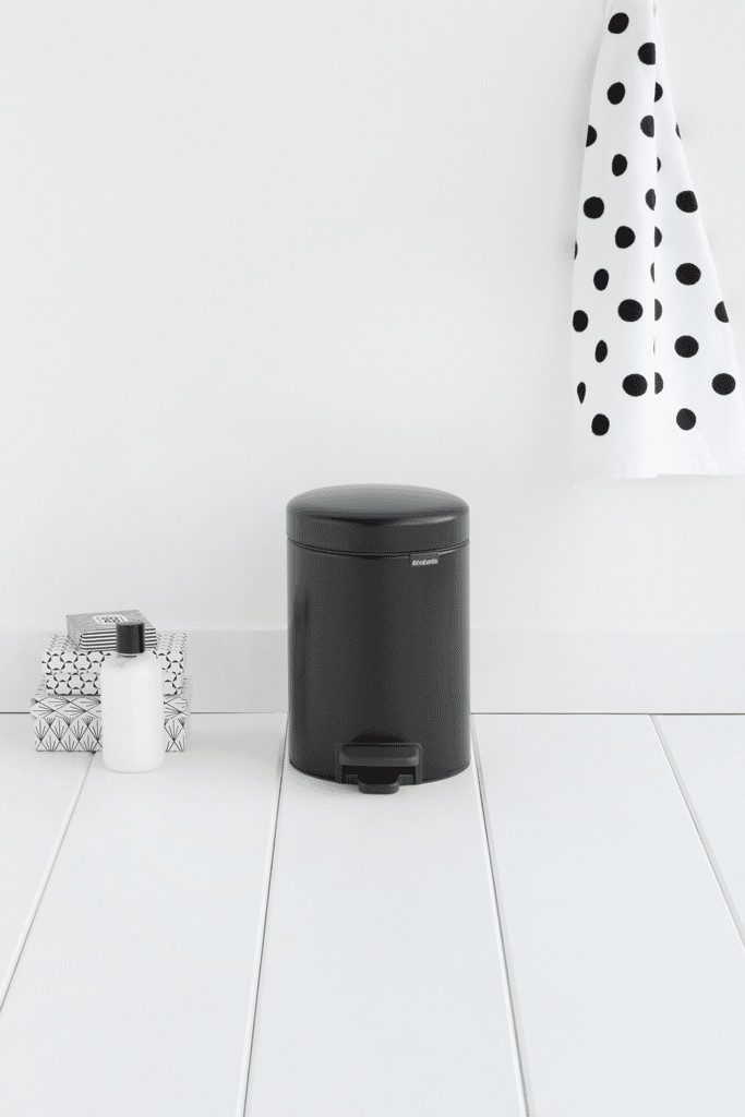 Brabantia Mülleimer NewIcon Treteimer 3l Mattschwarz