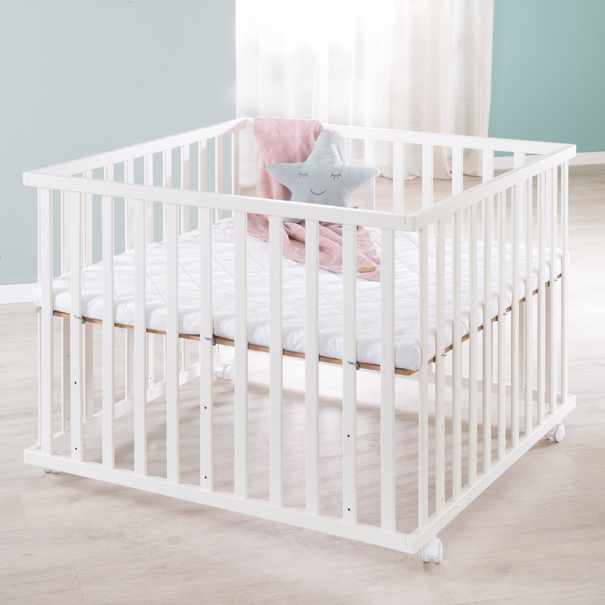 Laufgitter-Matratze in weiß - passend für Laufgitter 100x100 & 75x100 cm oder 6-eckig, roba®, 4 cm hoch, (Passend für alle Standard Laufgitter / Laufställe), Laufstall-Matratze, gesteppt