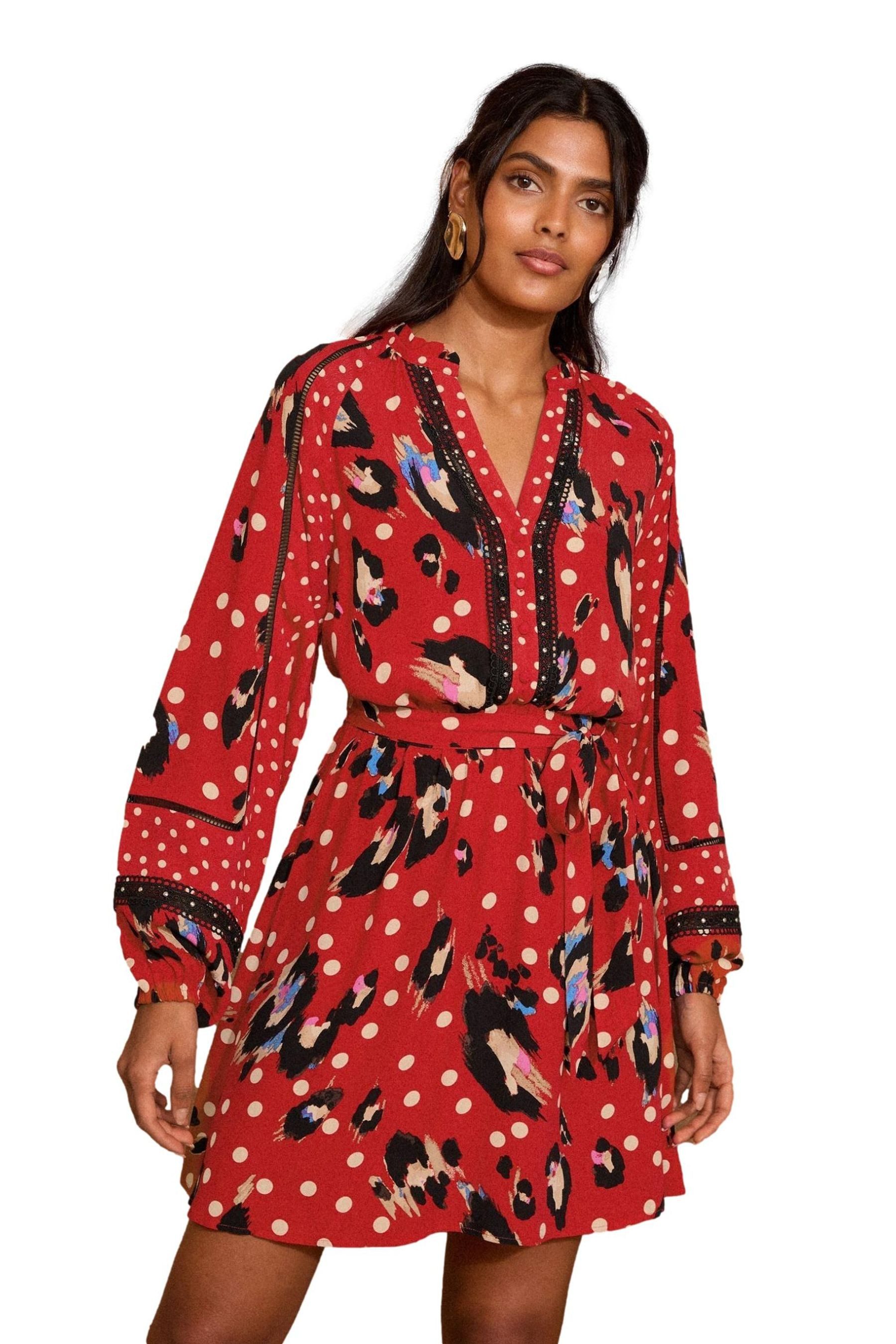 Minikleid Love & Roses Minikleid mit Besatz