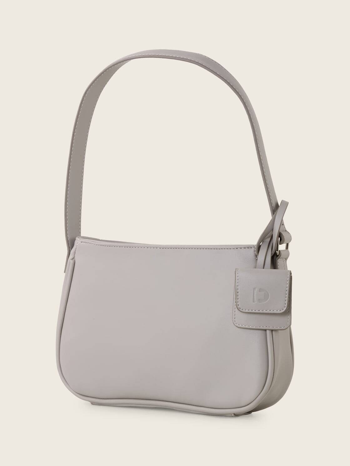 TOM TAILOR Denim Schultertasche Bags, TTBENA Schultertasche mit Logo-Anhänger