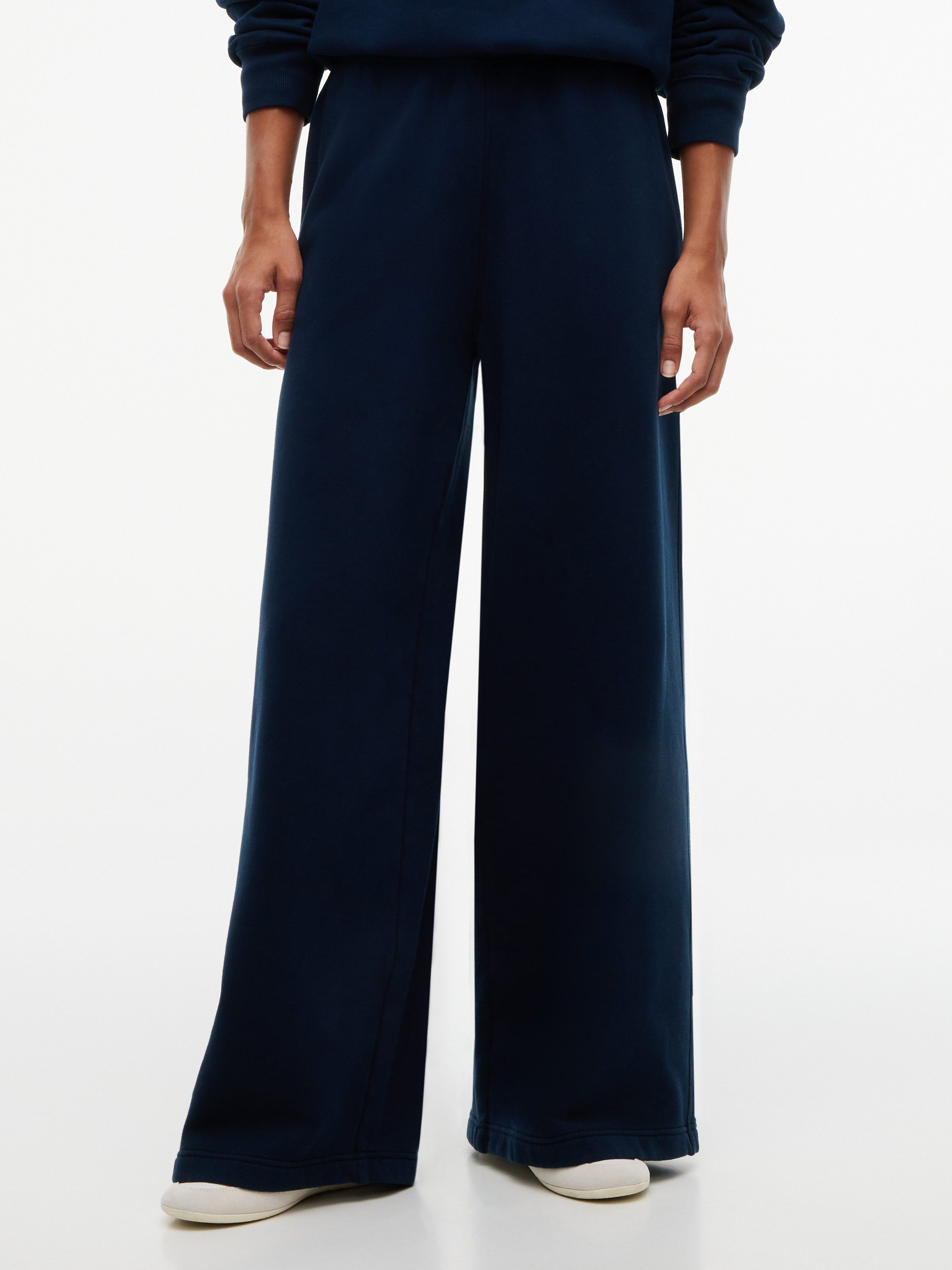 Tommy Jeans Sweathose TJW WIDE LEG SCRIPT SWEATPANTS Baumwollmischung, lässig geschnitten