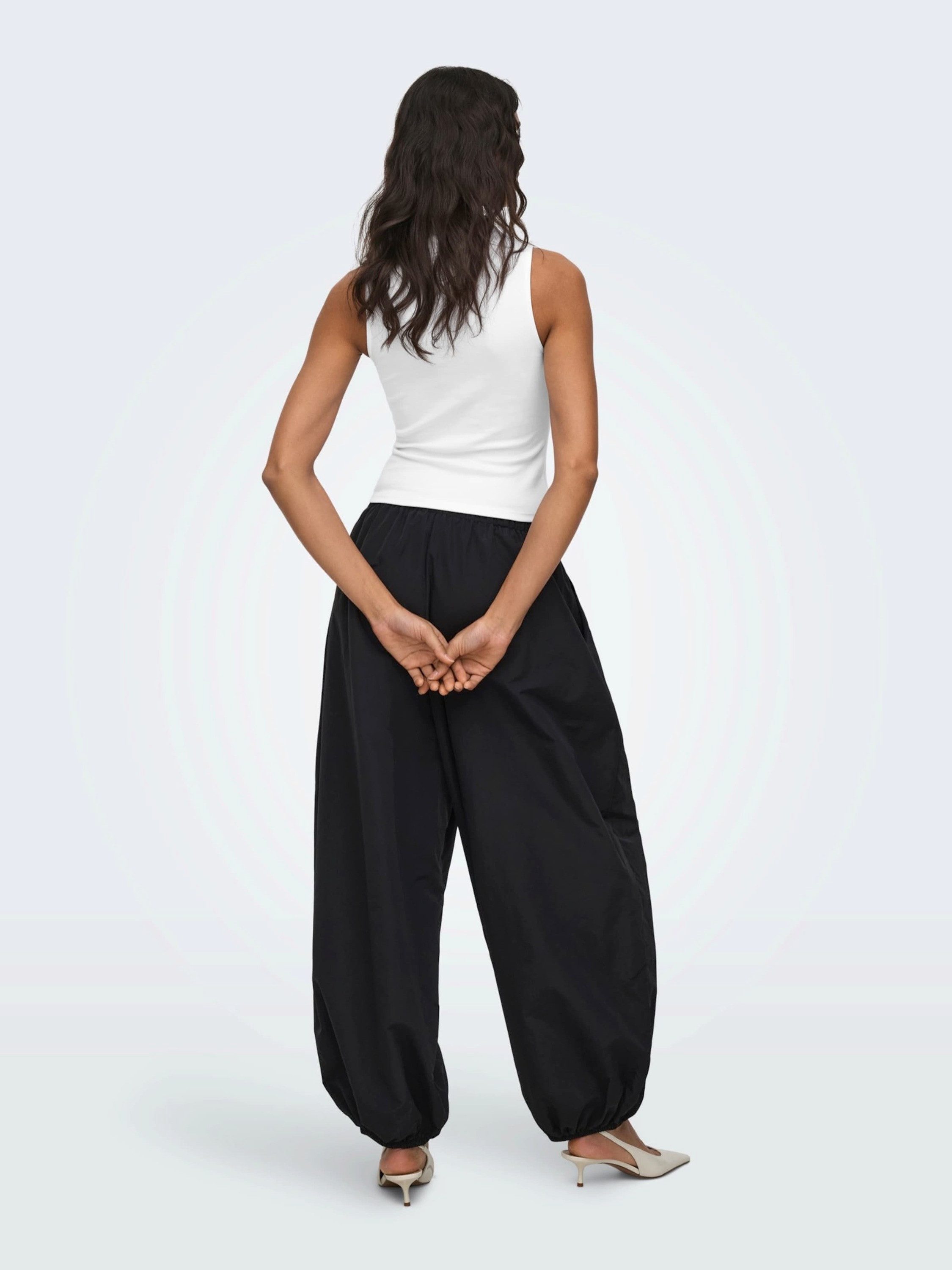 ONLY Shirttop ONLMALIA (1-tlg) Plain/ohne Details – Bild 2 von 5