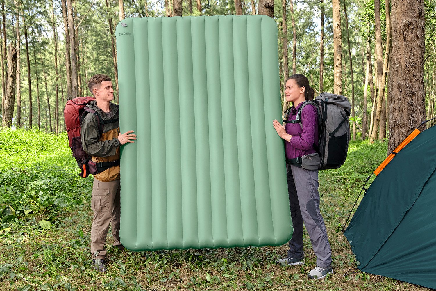 Bestway Isomatte AdventuRest™ 203 x 142 x 15 cm, (Packung, 1-tlg., Inkl. Handpumpe, Aufbewahrungstasche), THERMOLITE® bietet optimale Isolierung bei geringem Gewicht