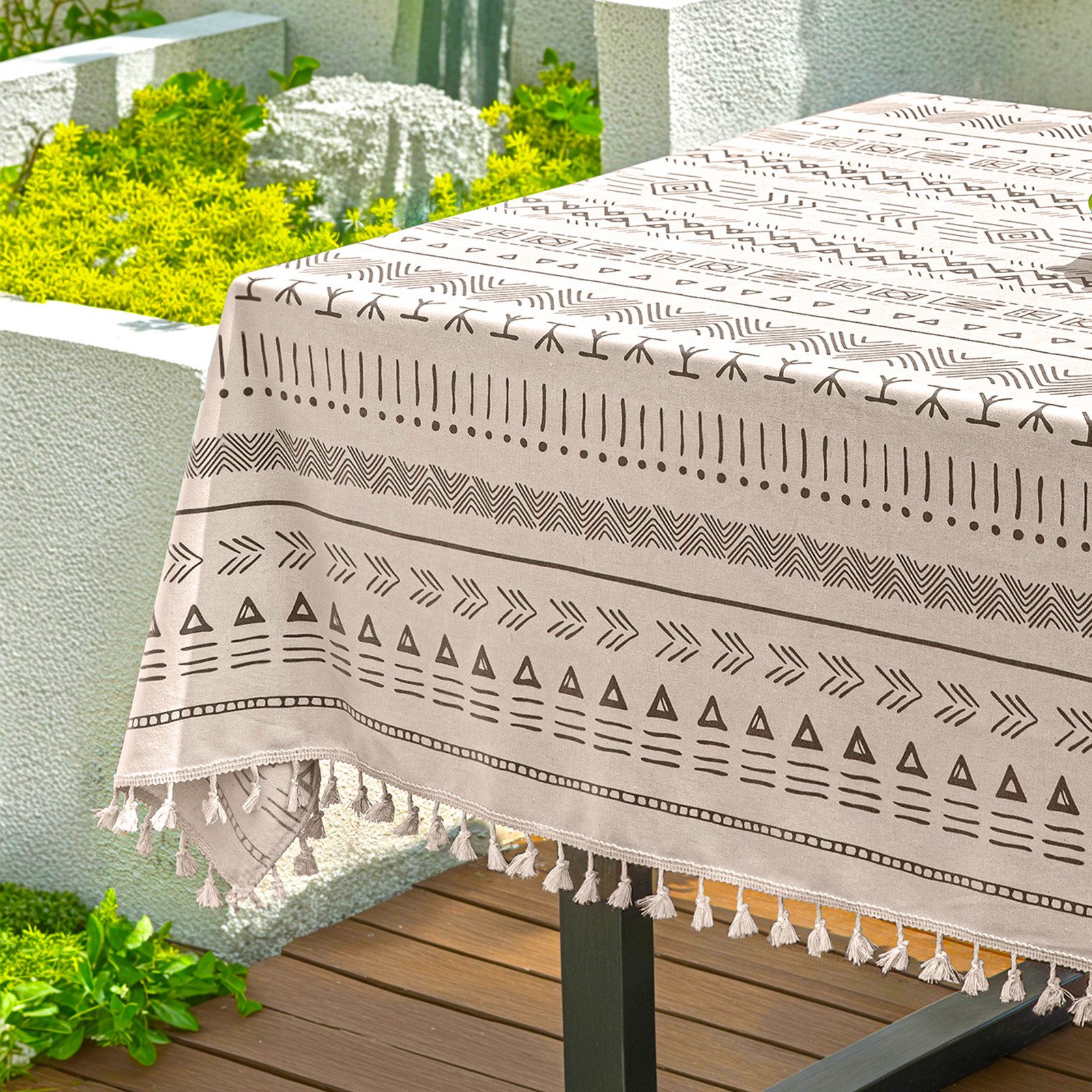 Qelus Tischdecke Tischdecke Outdoor Abwaschbar,Boho Gartentischdecke Table Cloth, mit Quasten für Party Küche